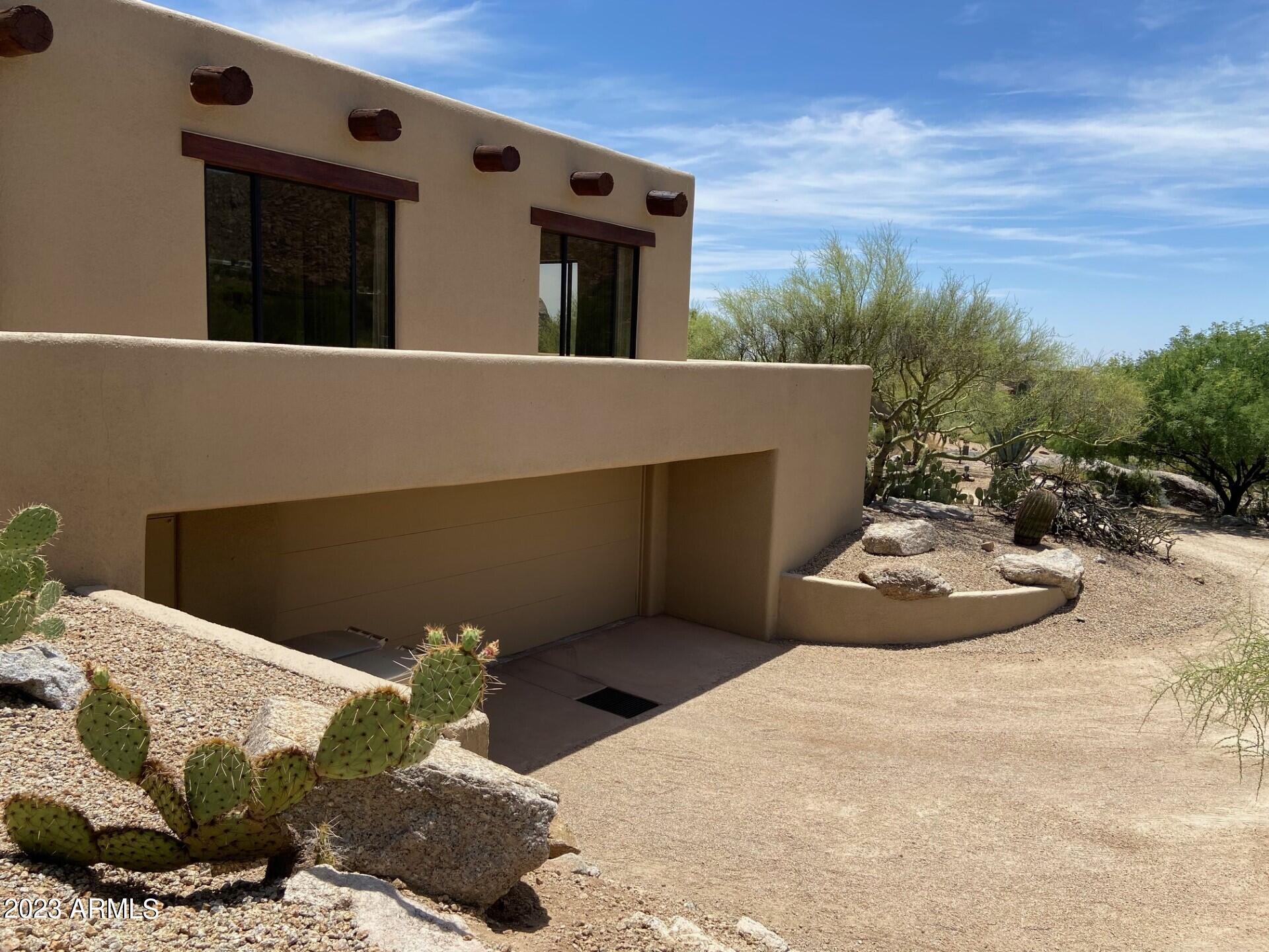 2158 E Quails Nest Drive