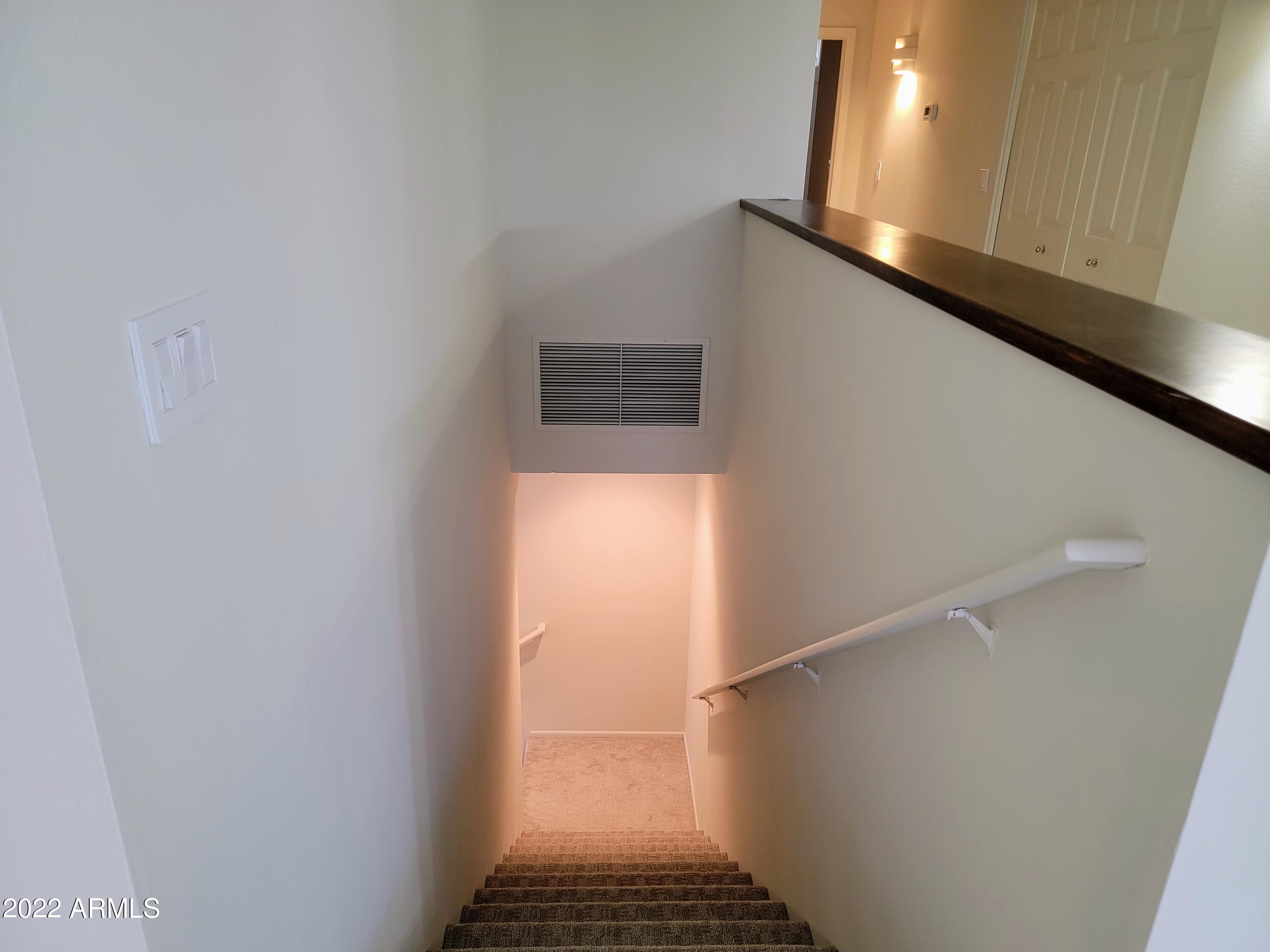 8270 N HAYDEN Road Unit: 2015