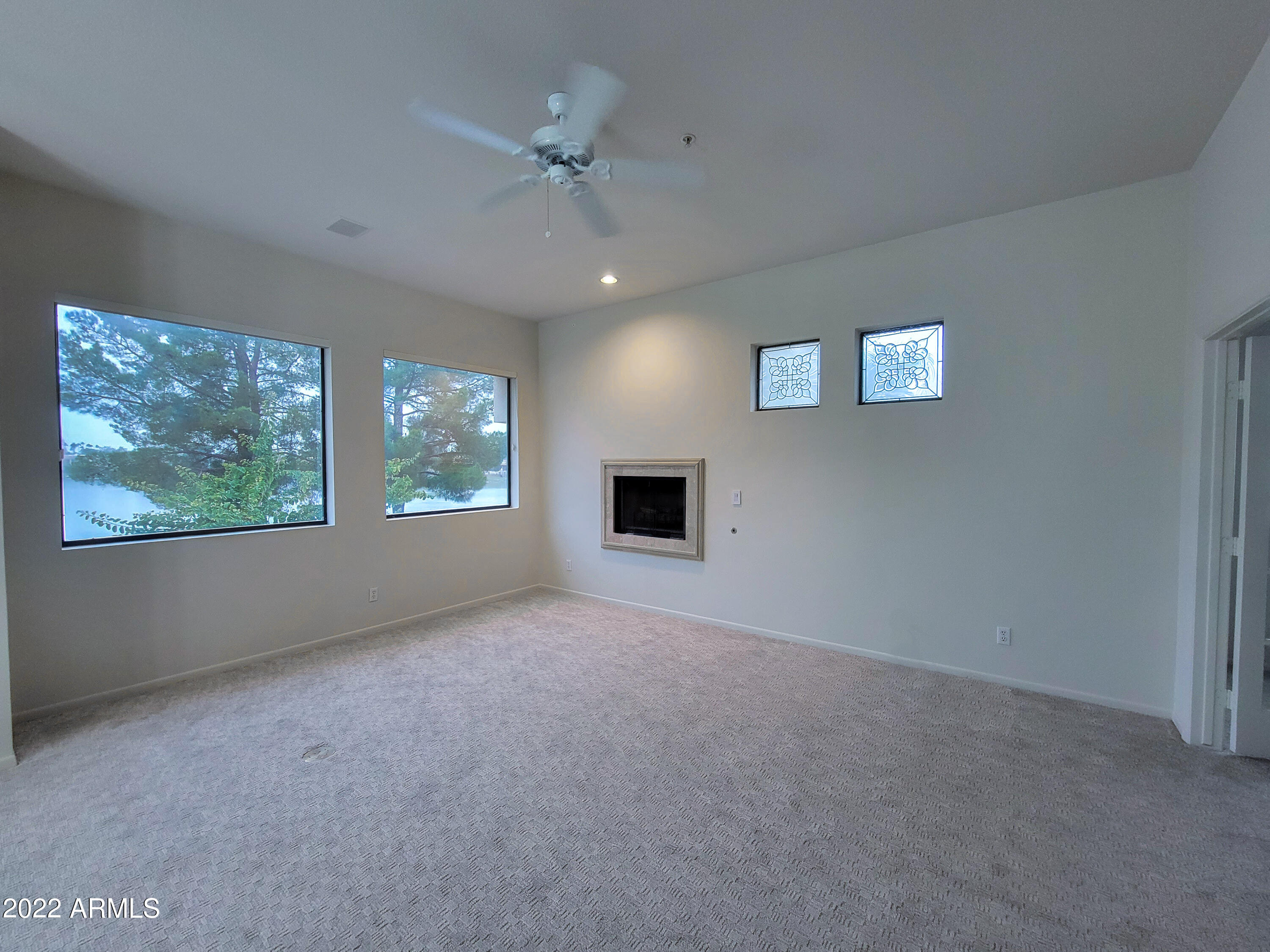8270 N HAYDEN Road Unit: 2015