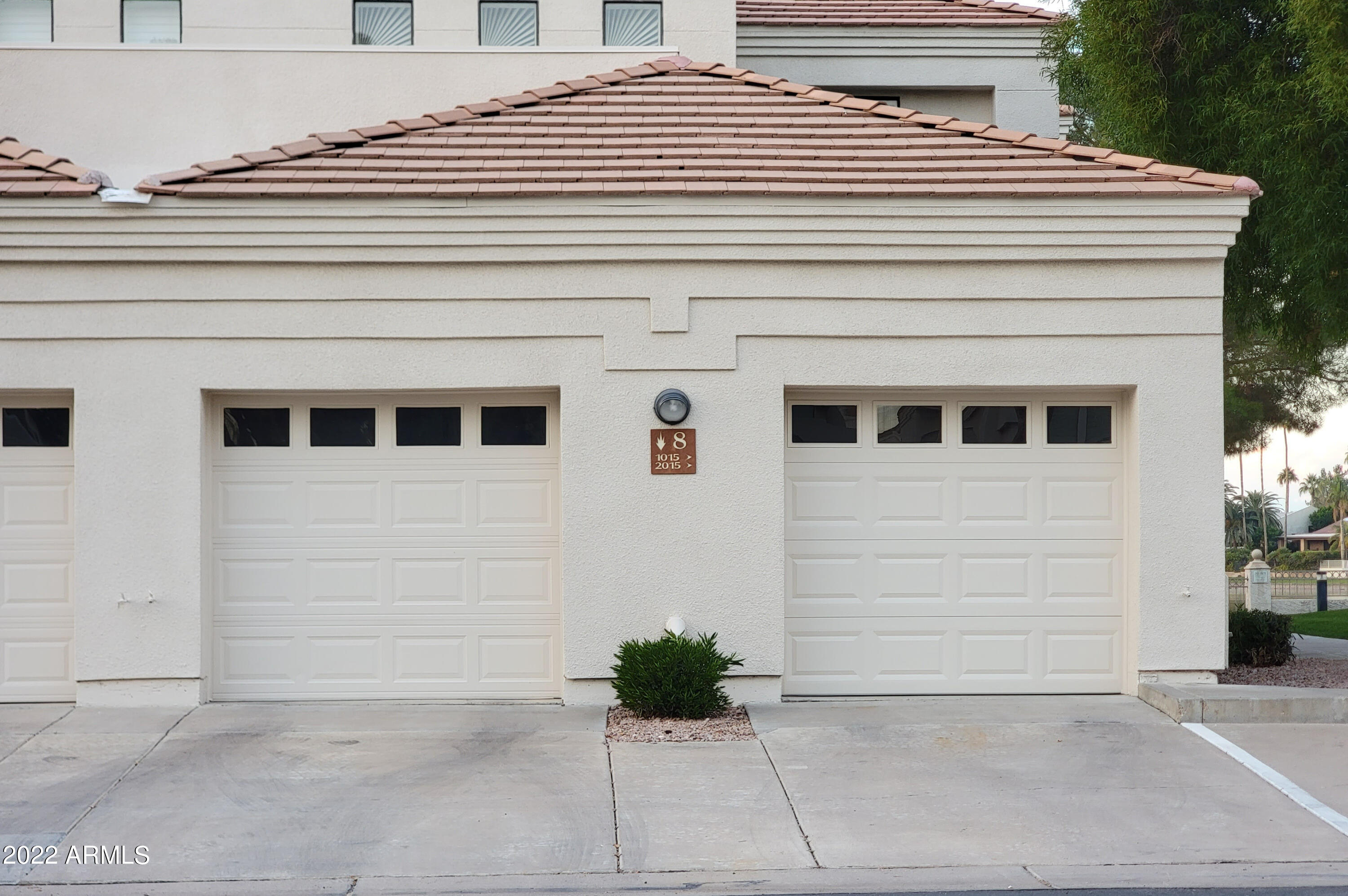 8270 N HAYDEN Road Unit: 2015