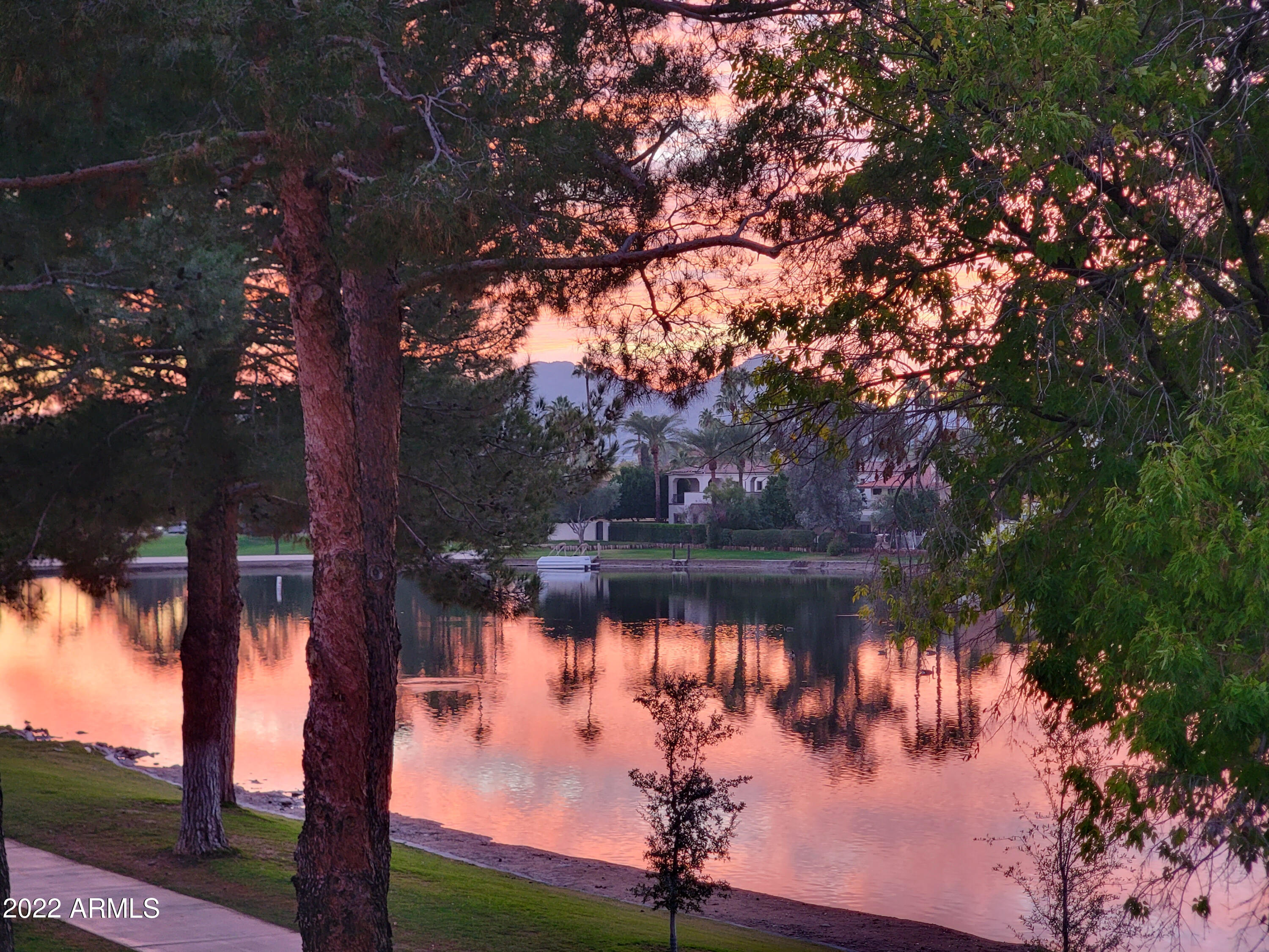 8270 N HAYDEN Road Unit: 2015