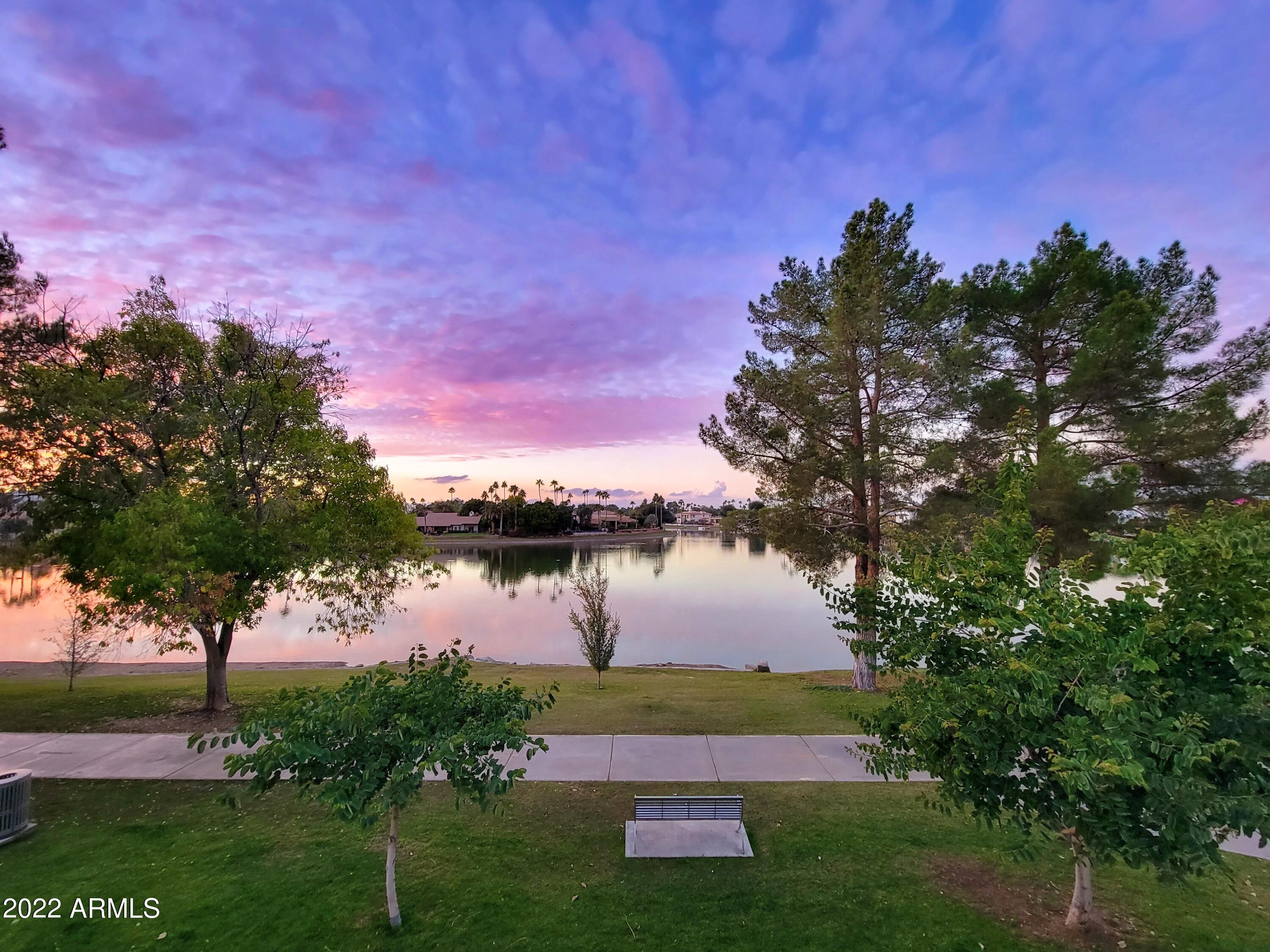 8270 N HAYDEN Road Unit: 2015