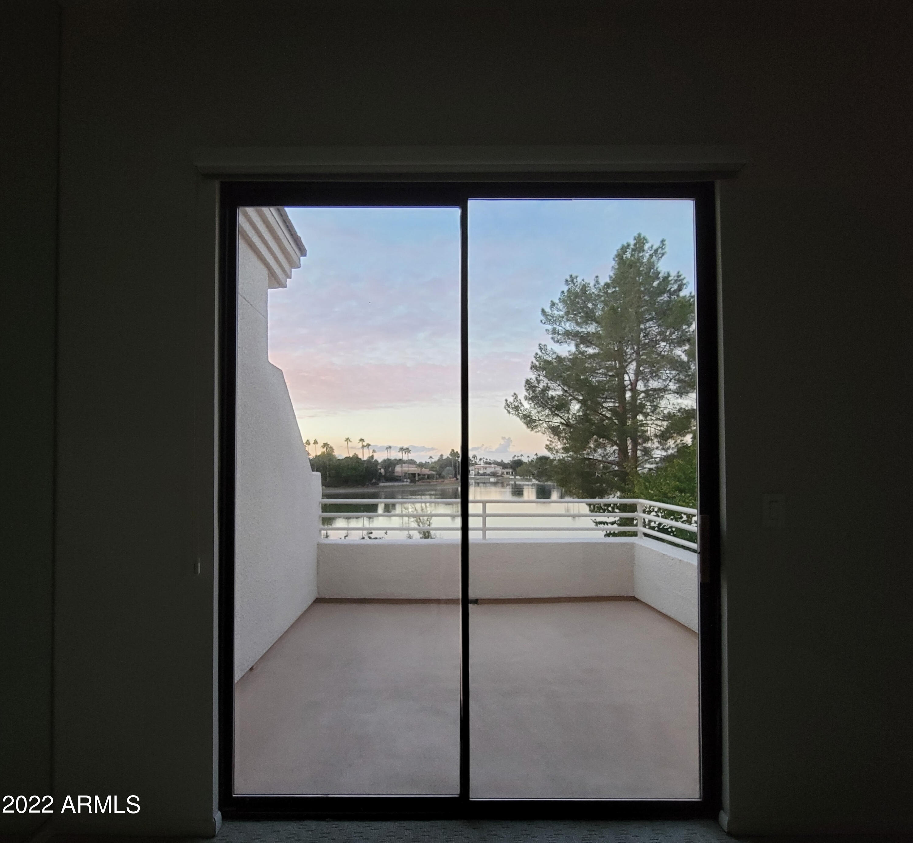 8270 N HAYDEN Road Unit: 2015