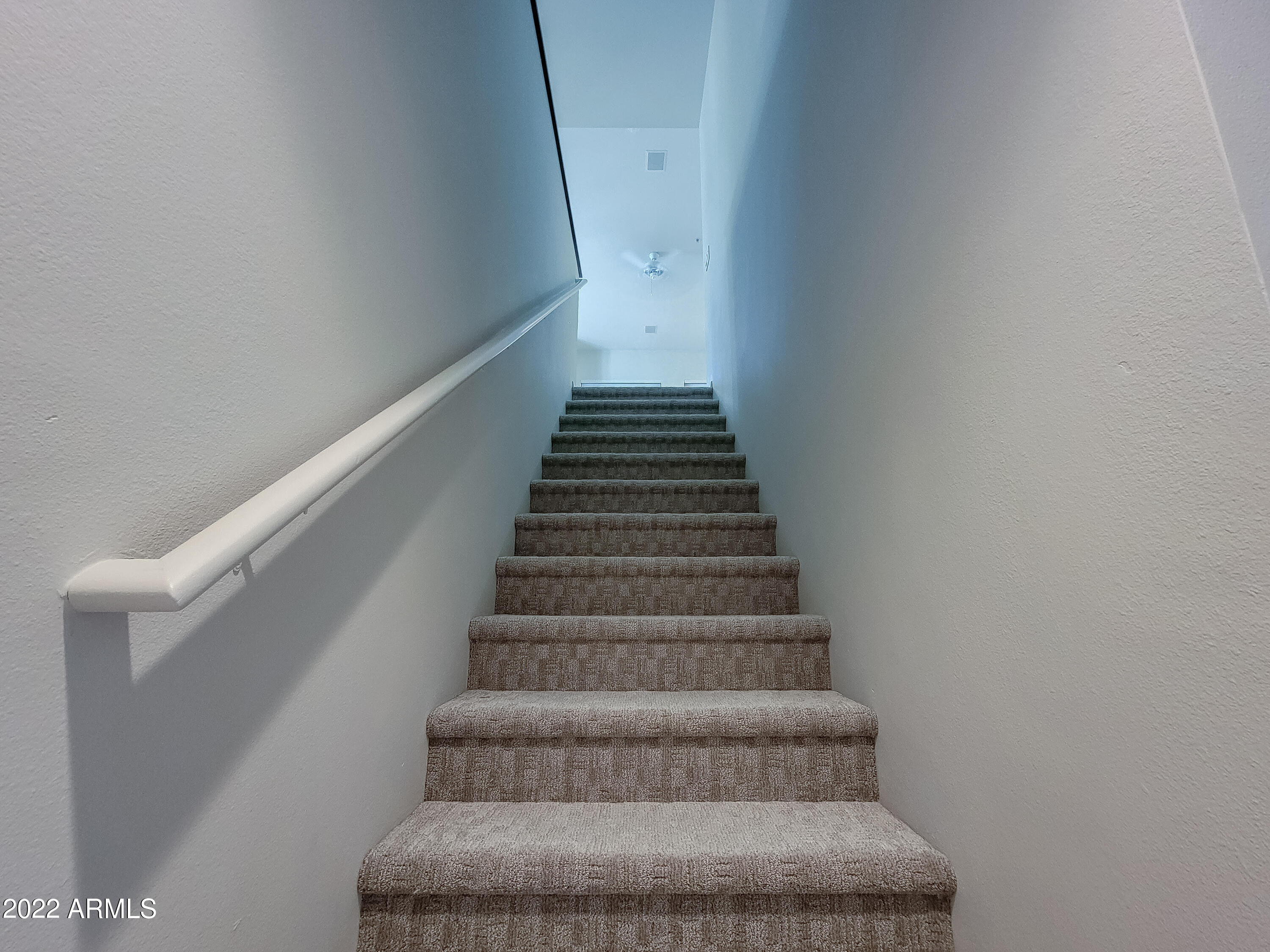 8270 N HAYDEN Road Unit: 2015