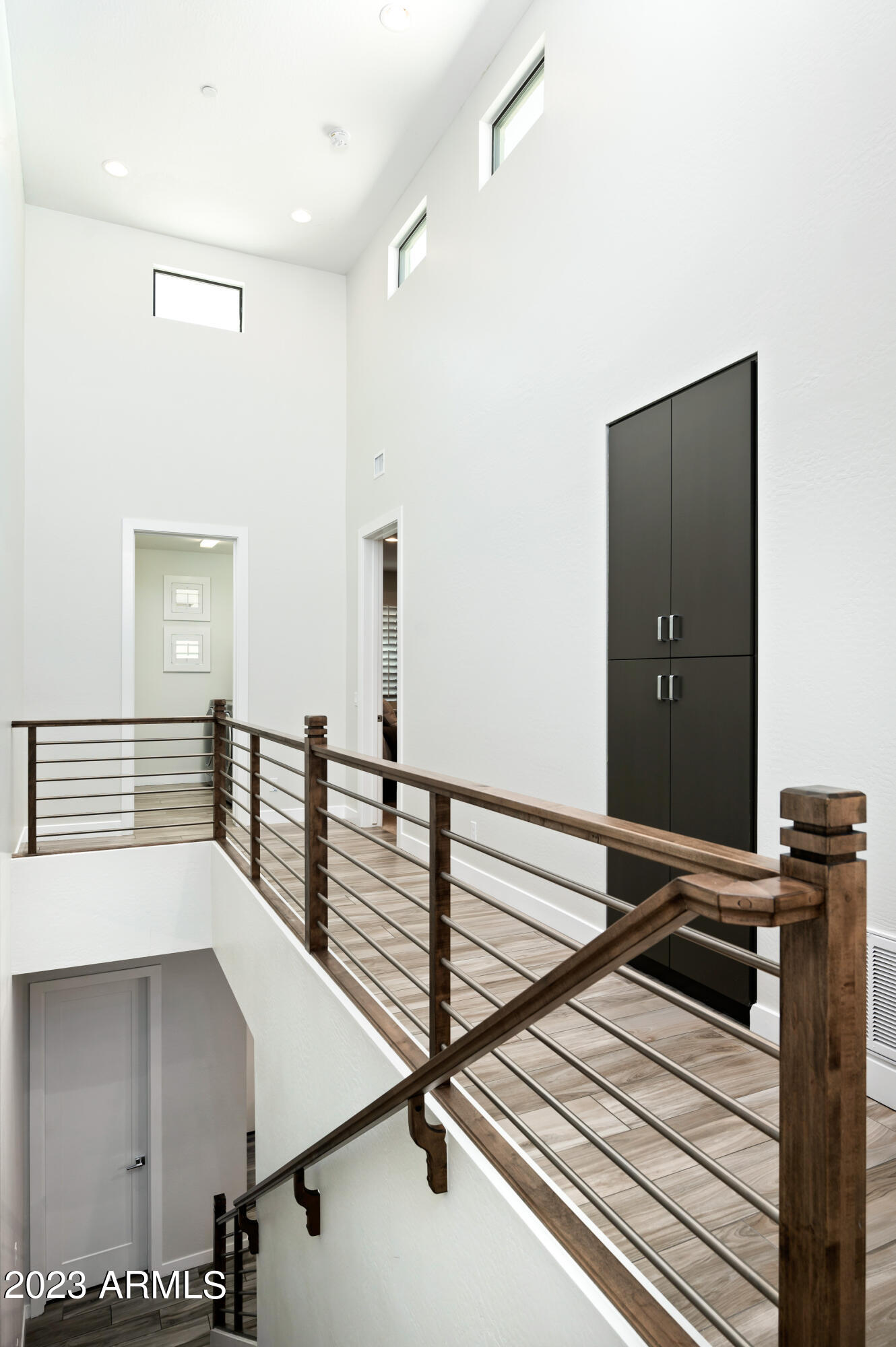 8340 E MCDONALD Drive Unit: 1013