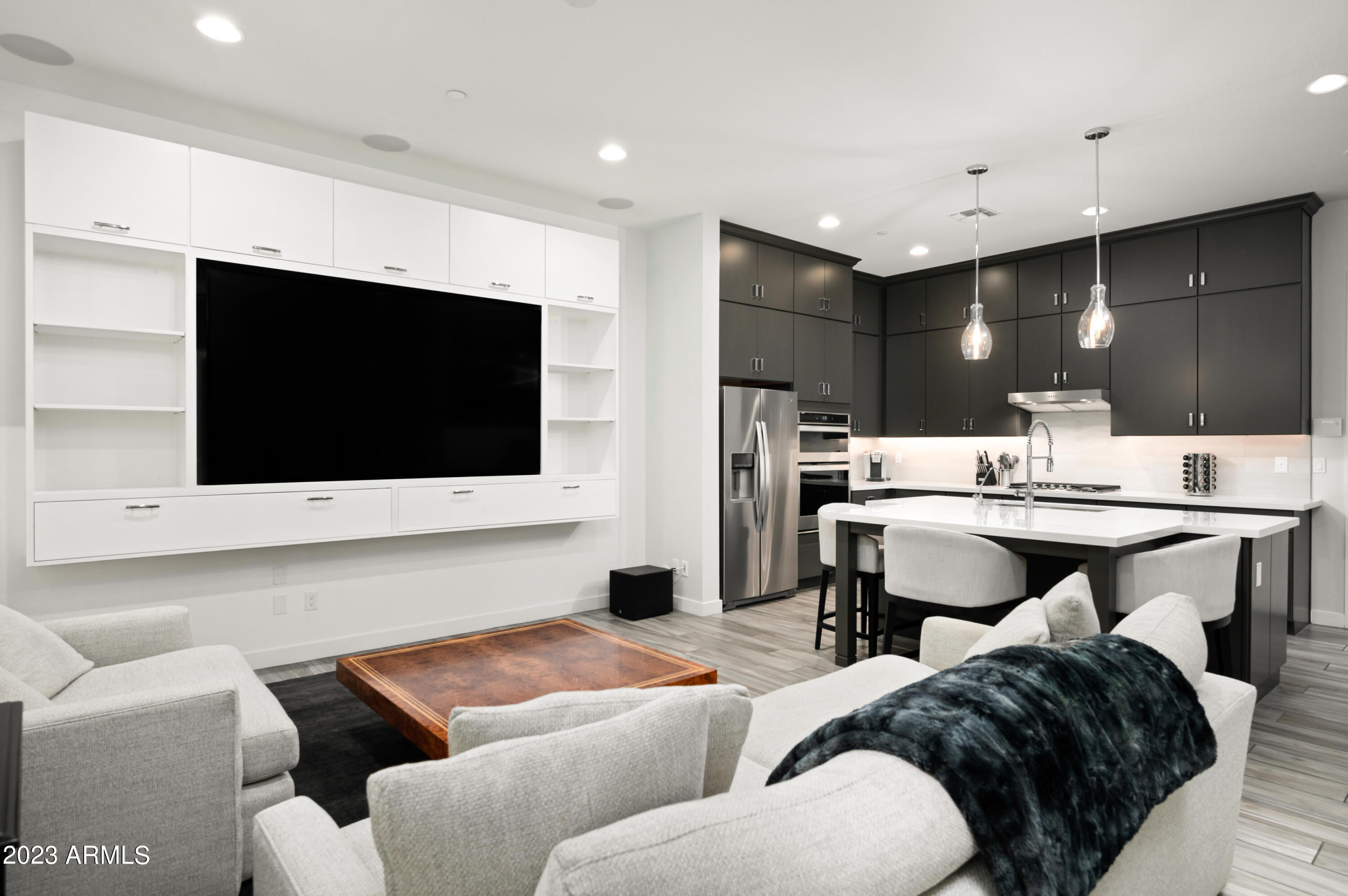 8340 E MCDONALD Drive Unit: 1013