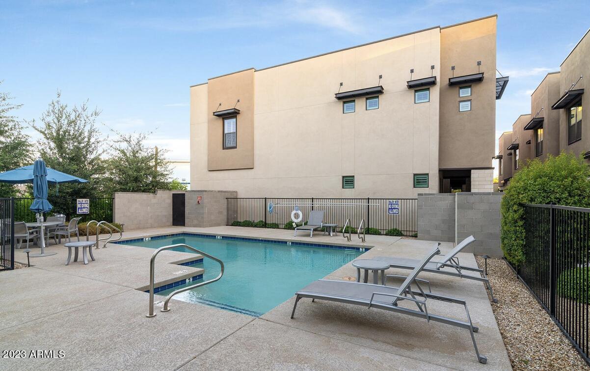 8340 E MCDONALD Drive Unit: 1013