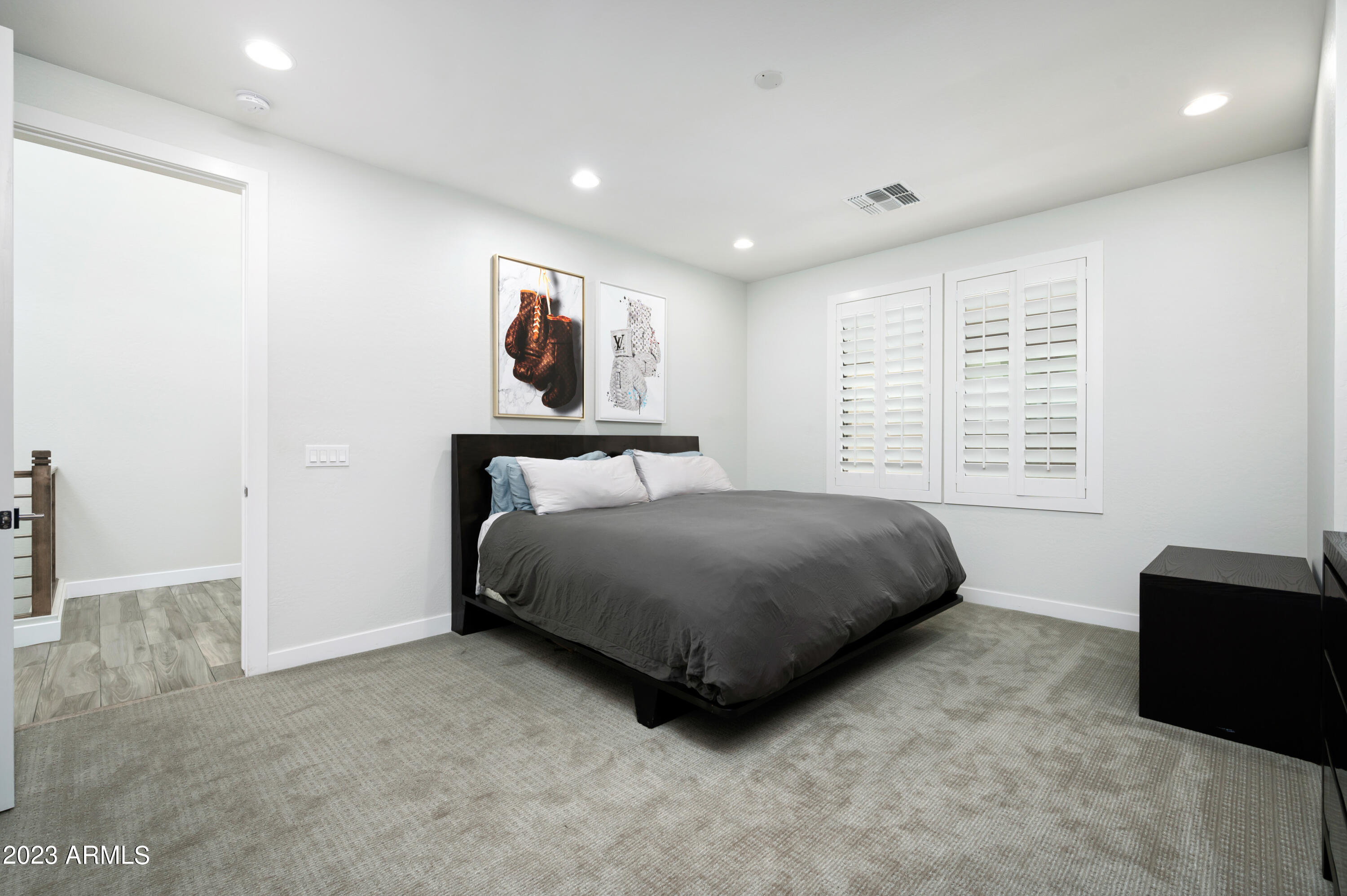 8340 E MCDONALD Drive Unit: 1013