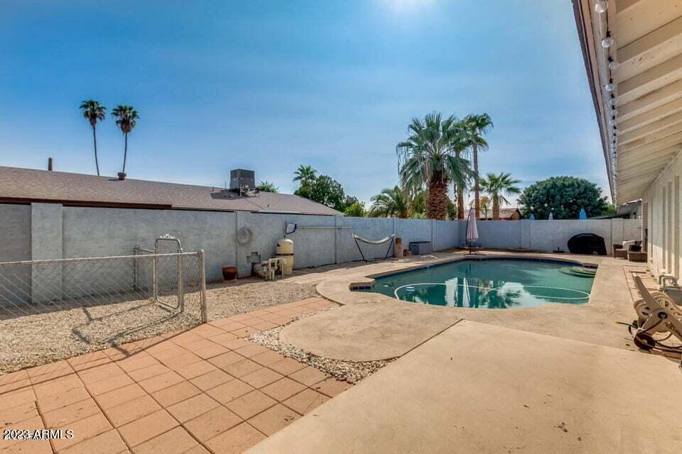 3627 W BLOOMFIELD Road