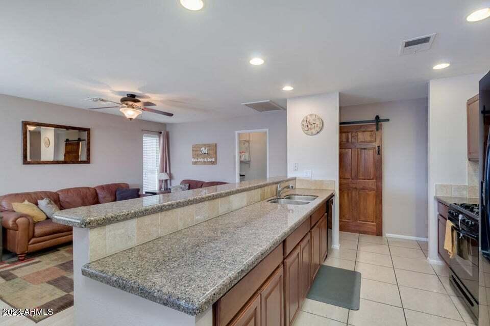 3627 W BLOOMFIELD Road