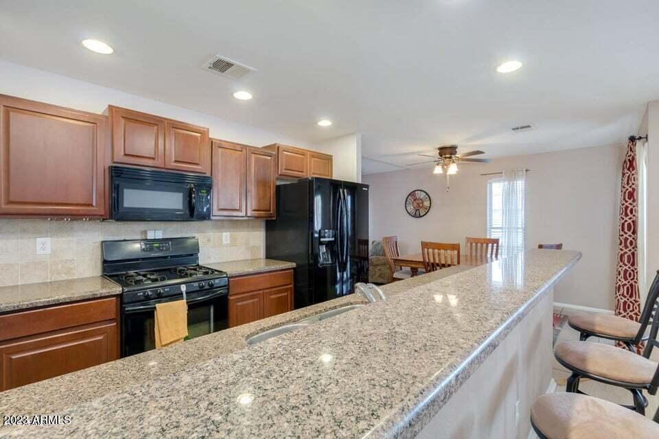 3627 W BLOOMFIELD Road