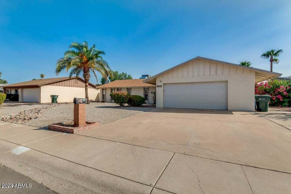 3627 W BLOOMFIELD Road