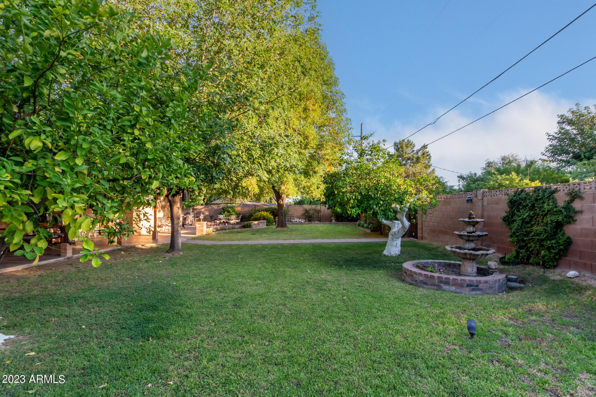 7126 N 13TH Street