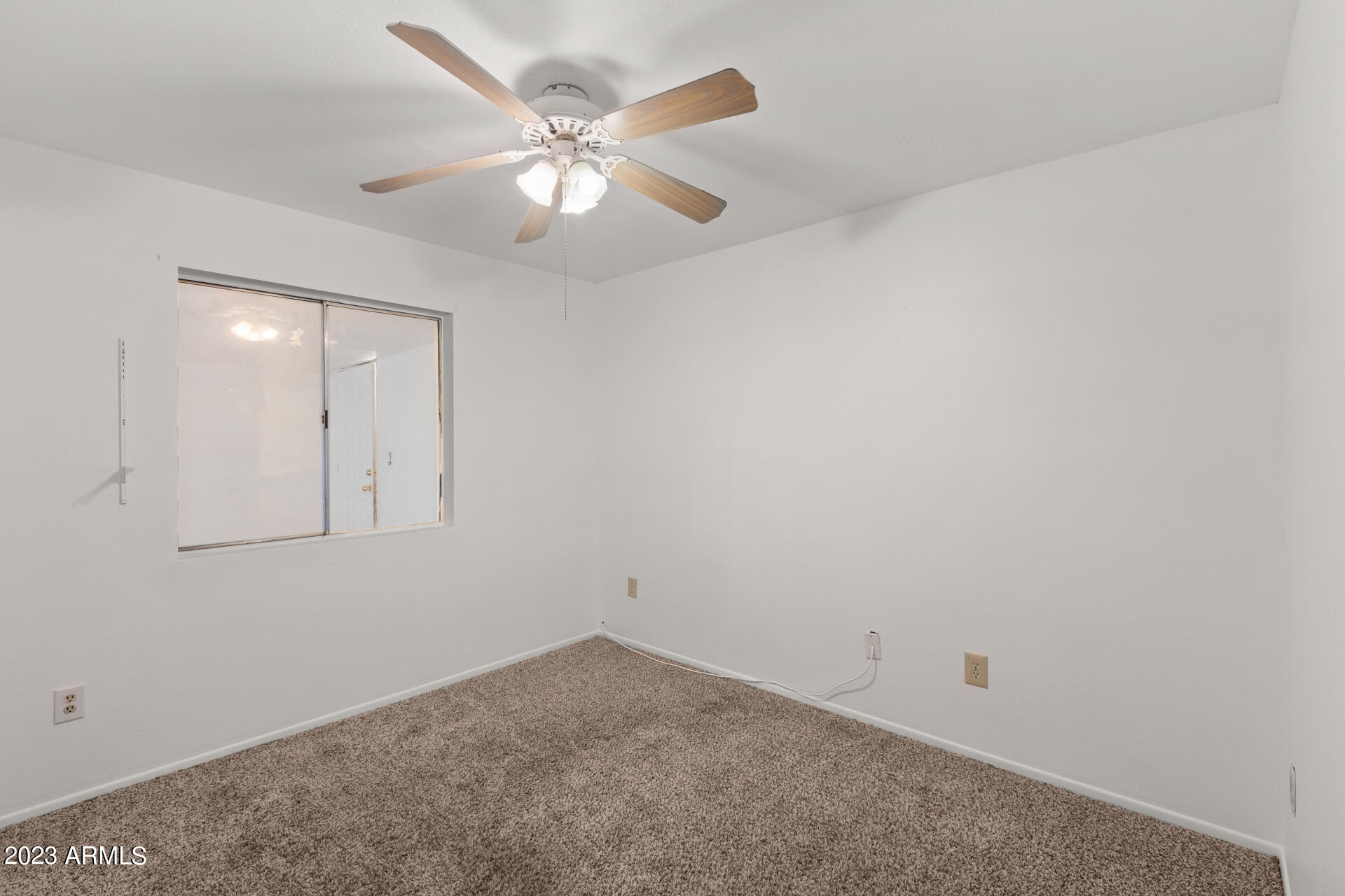 5337 W CORONADO Road