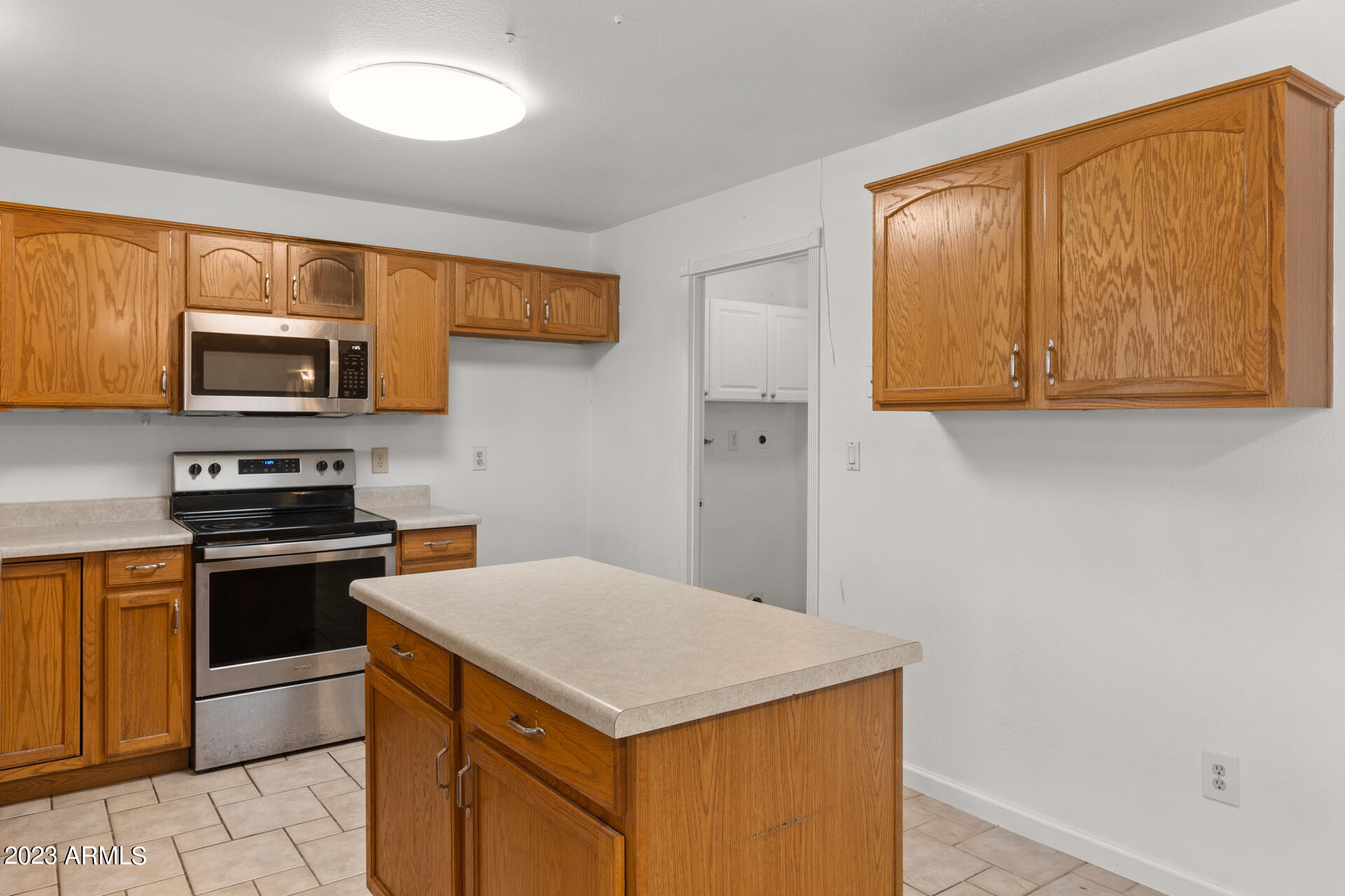 5337 W CORONADO Road