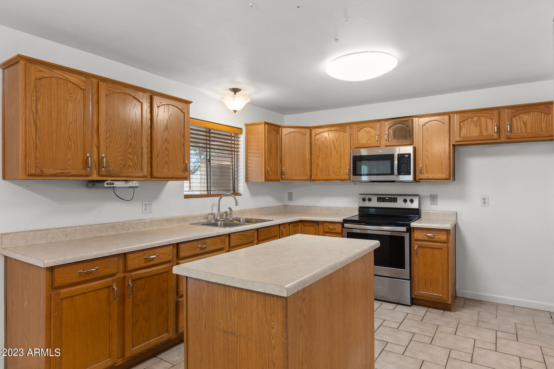 5337 W CORONADO Road