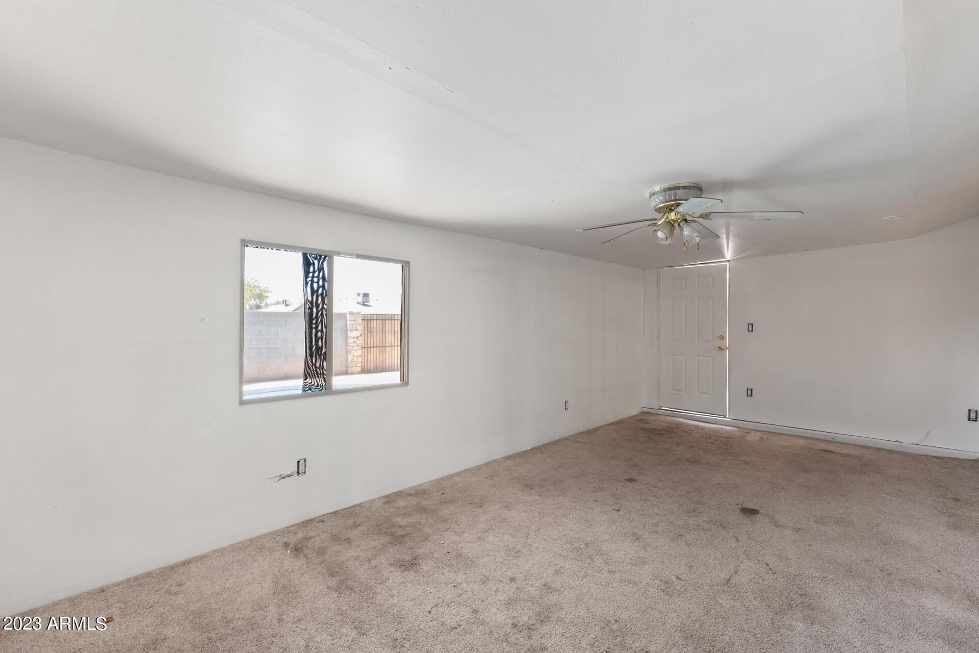 5337 W CORONADO Road