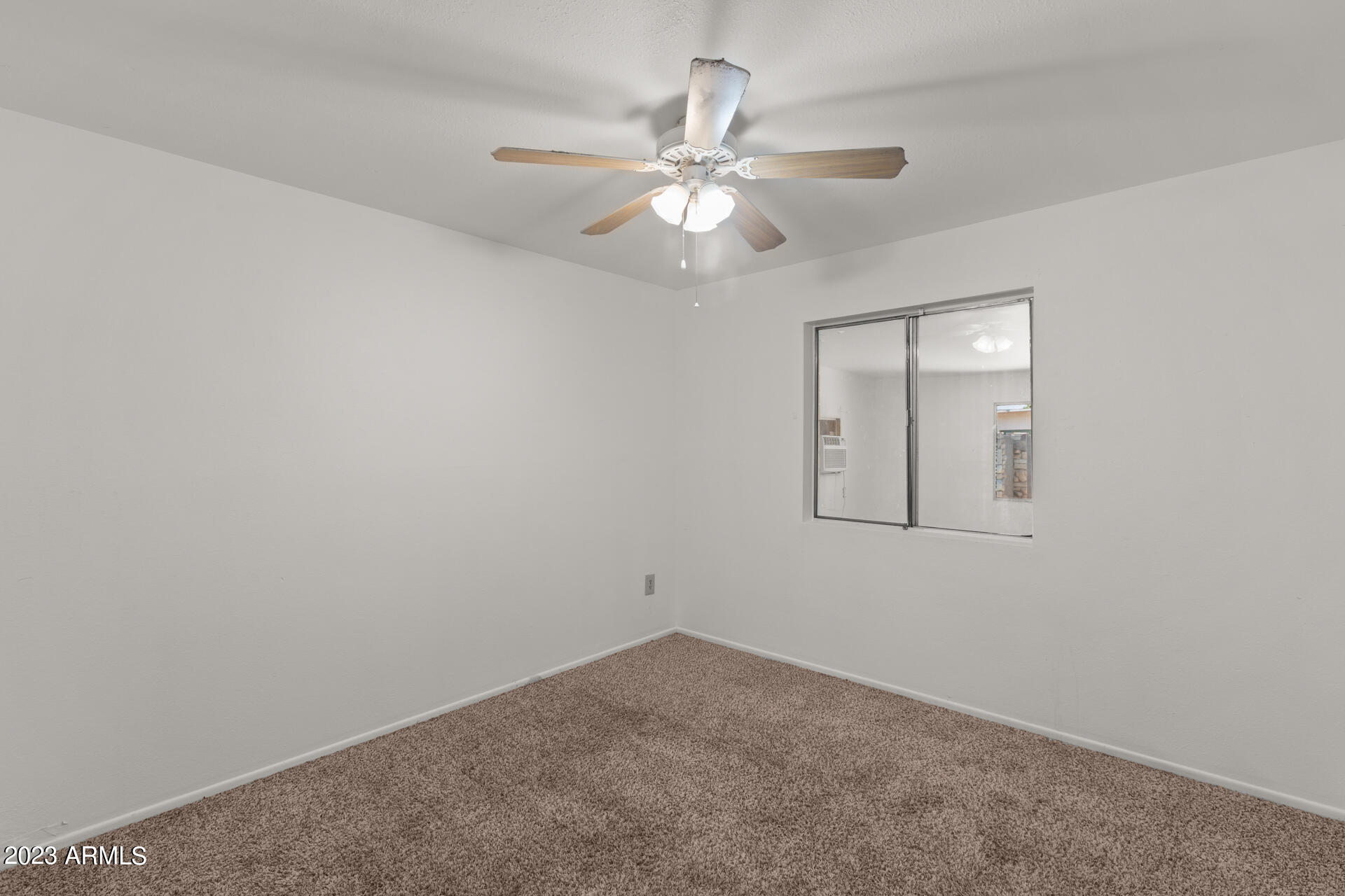 5337 W CORONADO Road