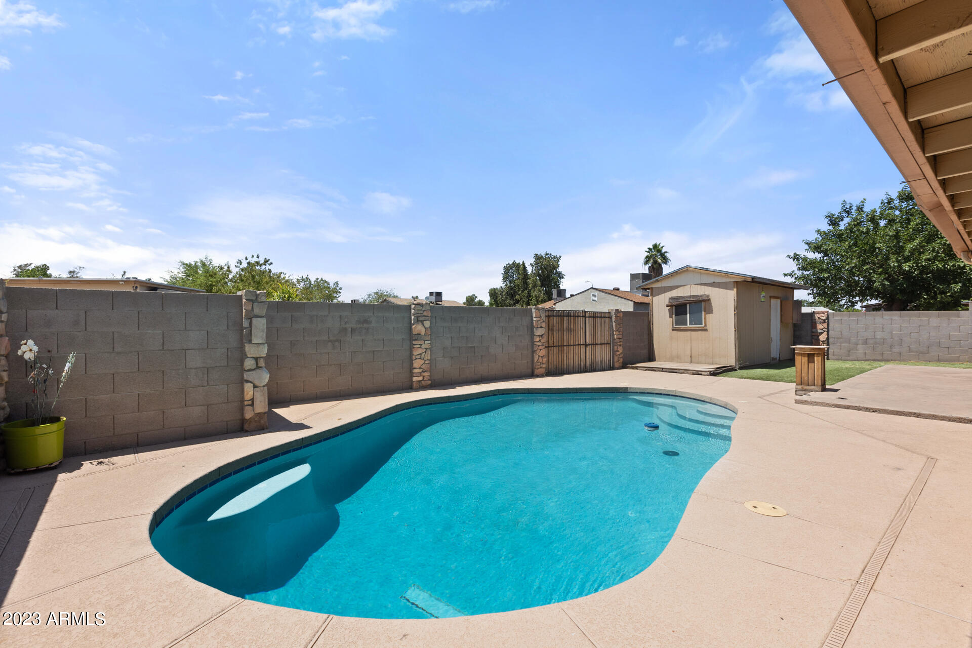 5337 W CORONADO Road