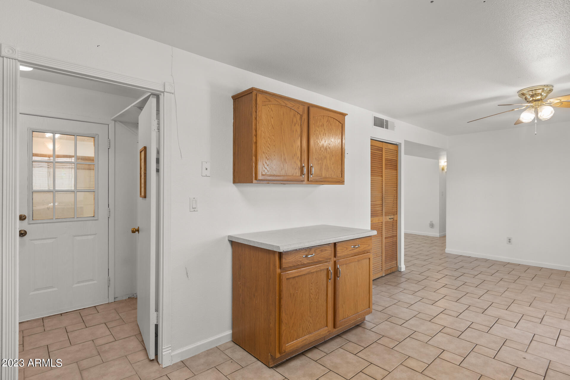 5337 W CORONADO Road