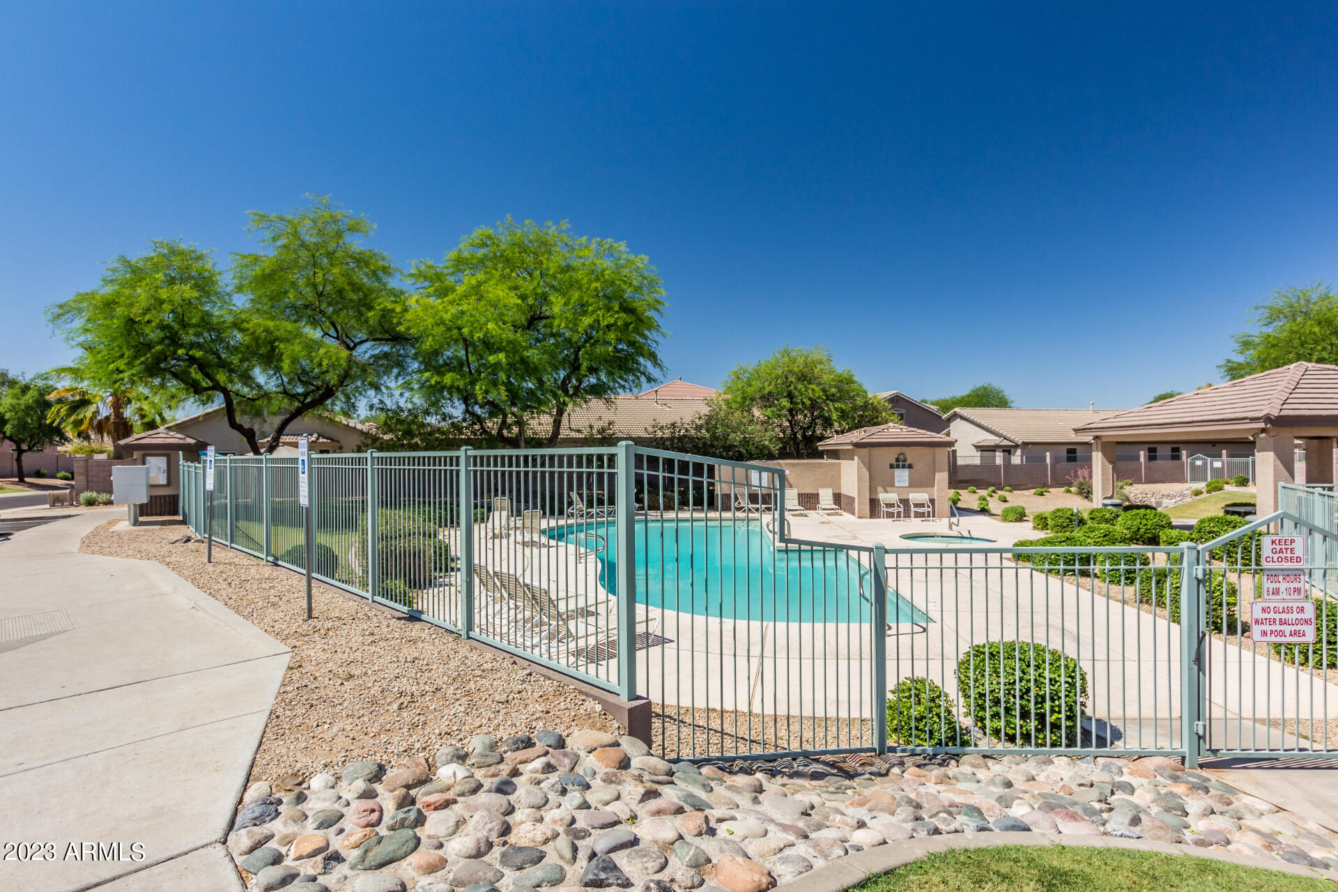 16036 N 11TH Avenue Unit: 1025