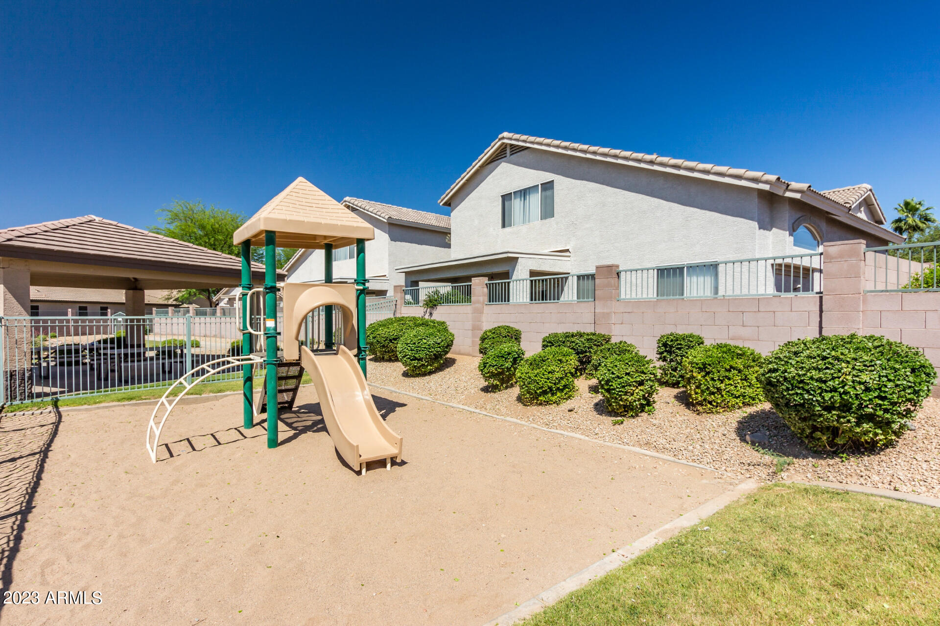 16036 N 11TH Avenue Unit: 1025