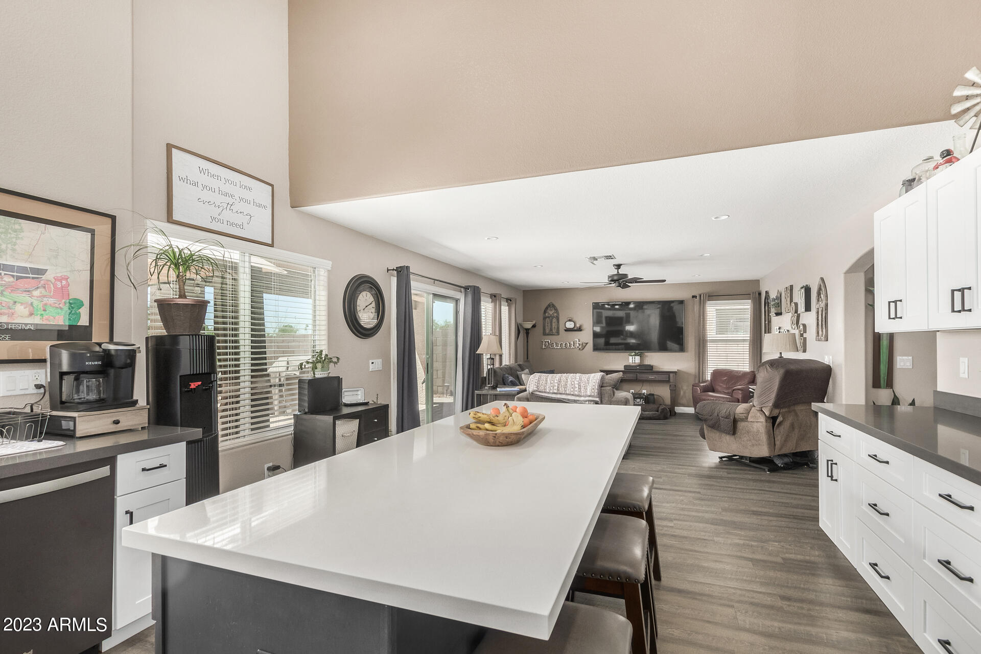 16036 N 11TH Avenue Unit: 1025