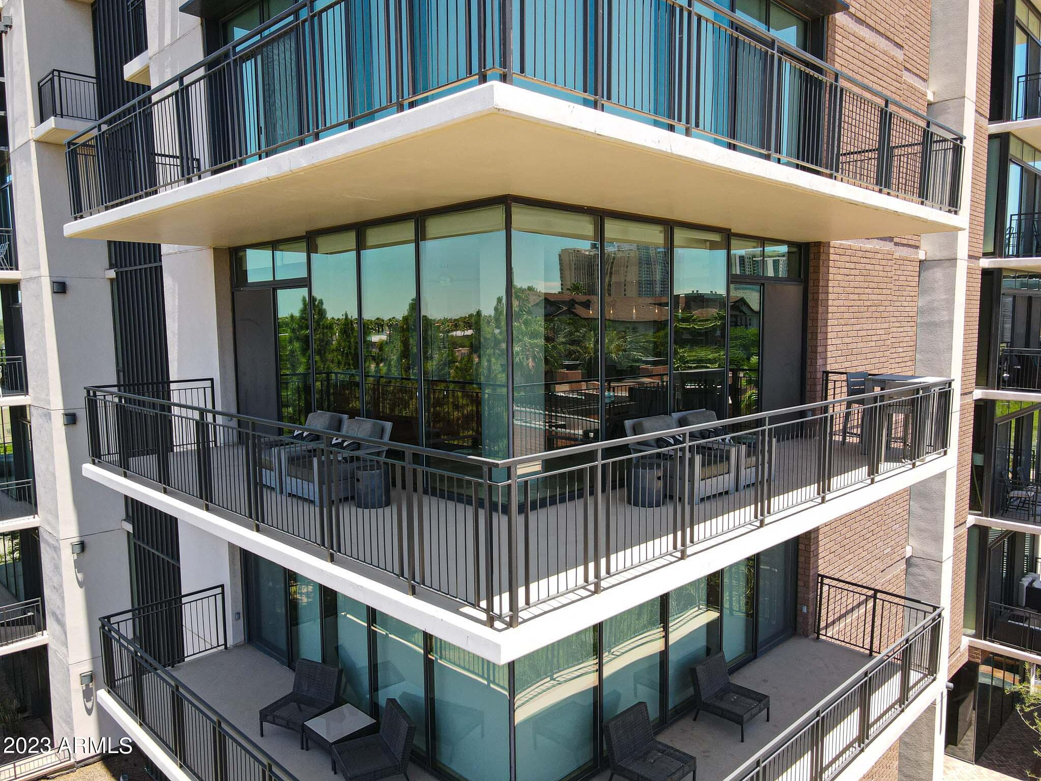 208 W PORTLAND Street Unit: 461