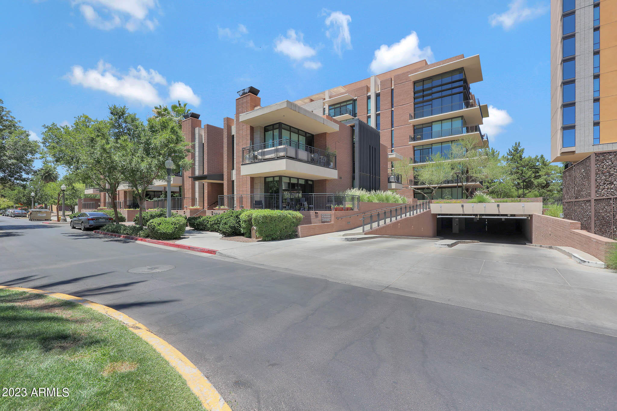 208 W PORTLAND Street Unit: 461