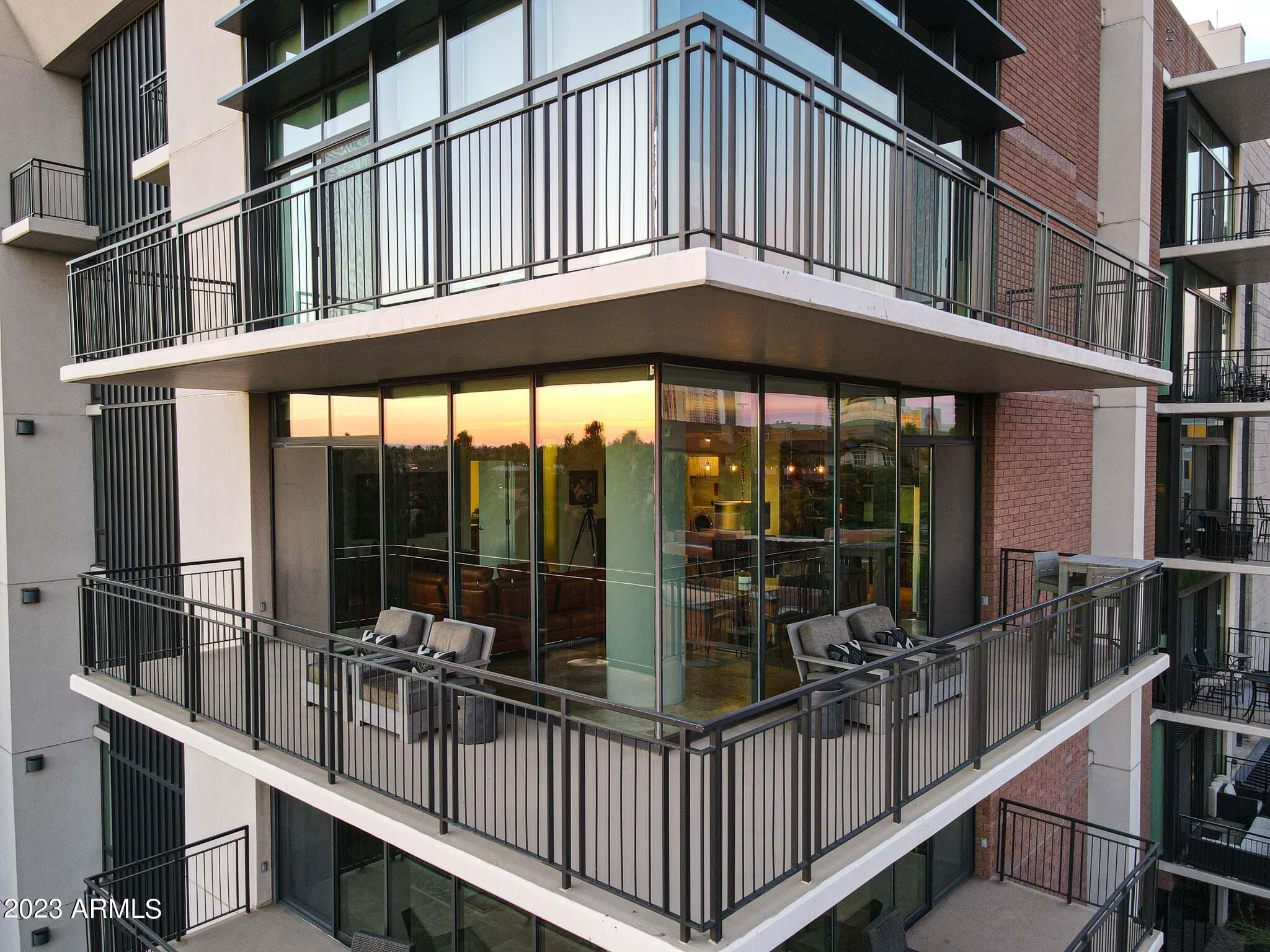 208 W PORTLAND Street Unit: 461