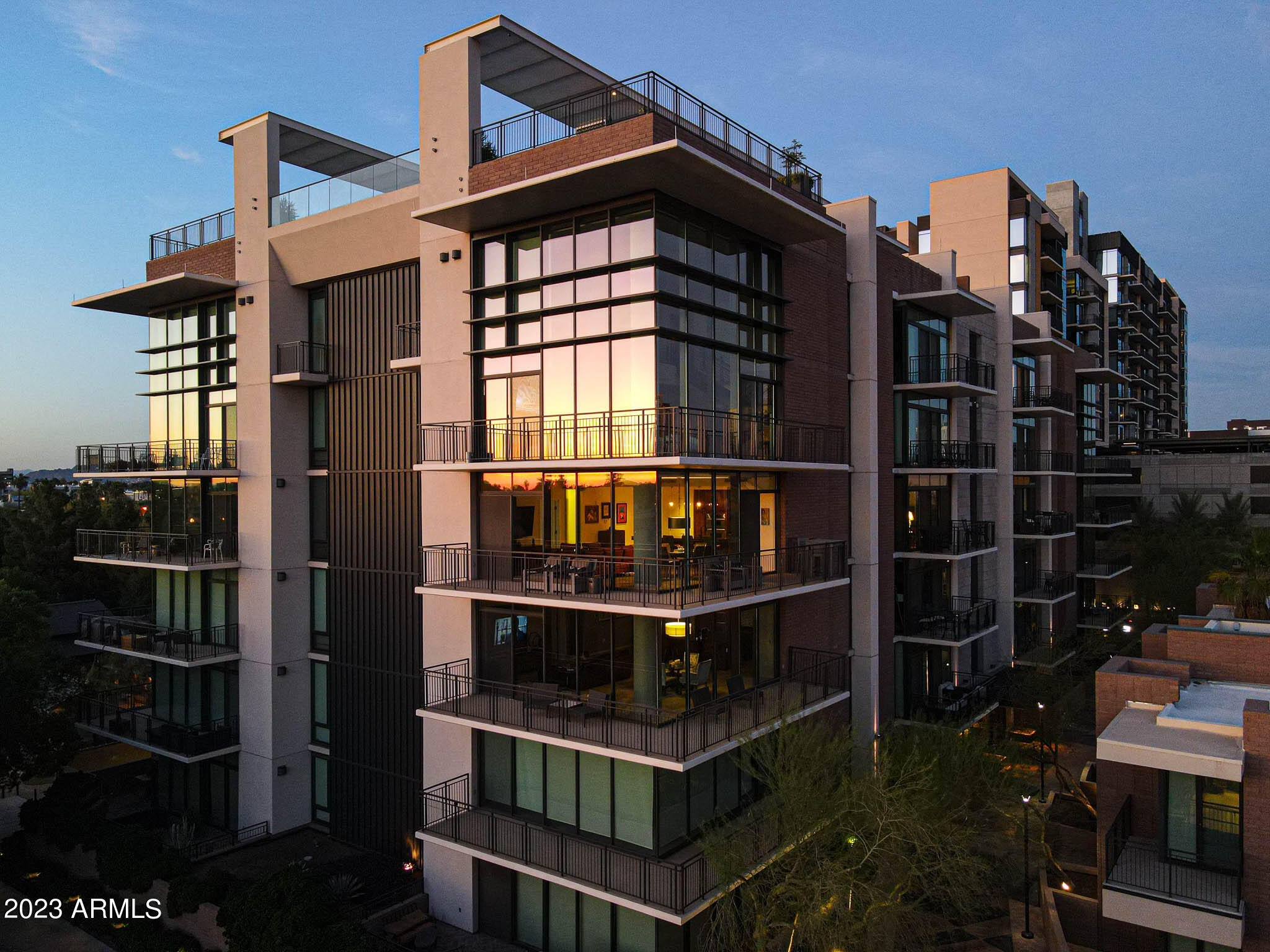 208 W PORTLAND Street Unit: 461