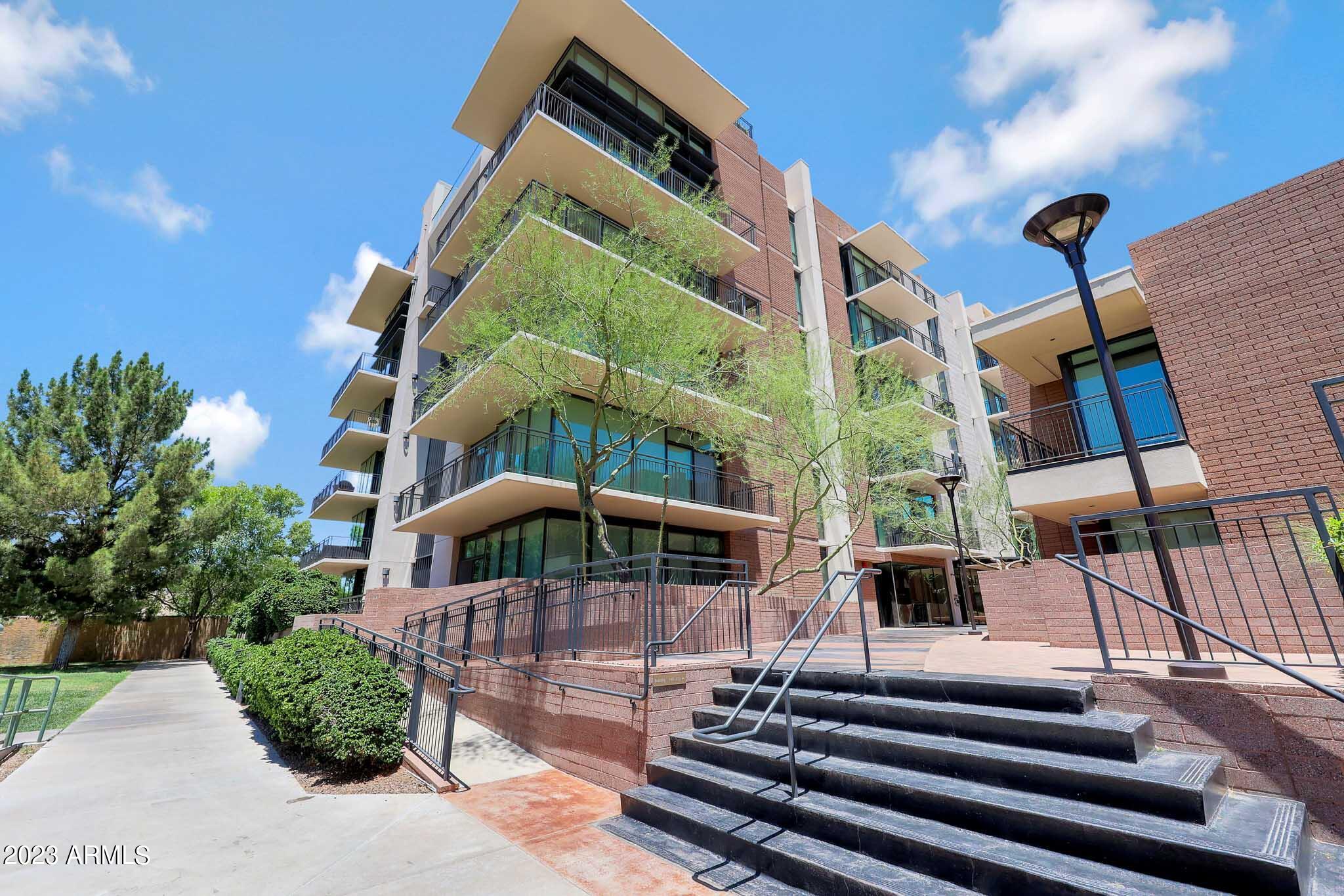 208 W PORTLAND Street Unit: 461