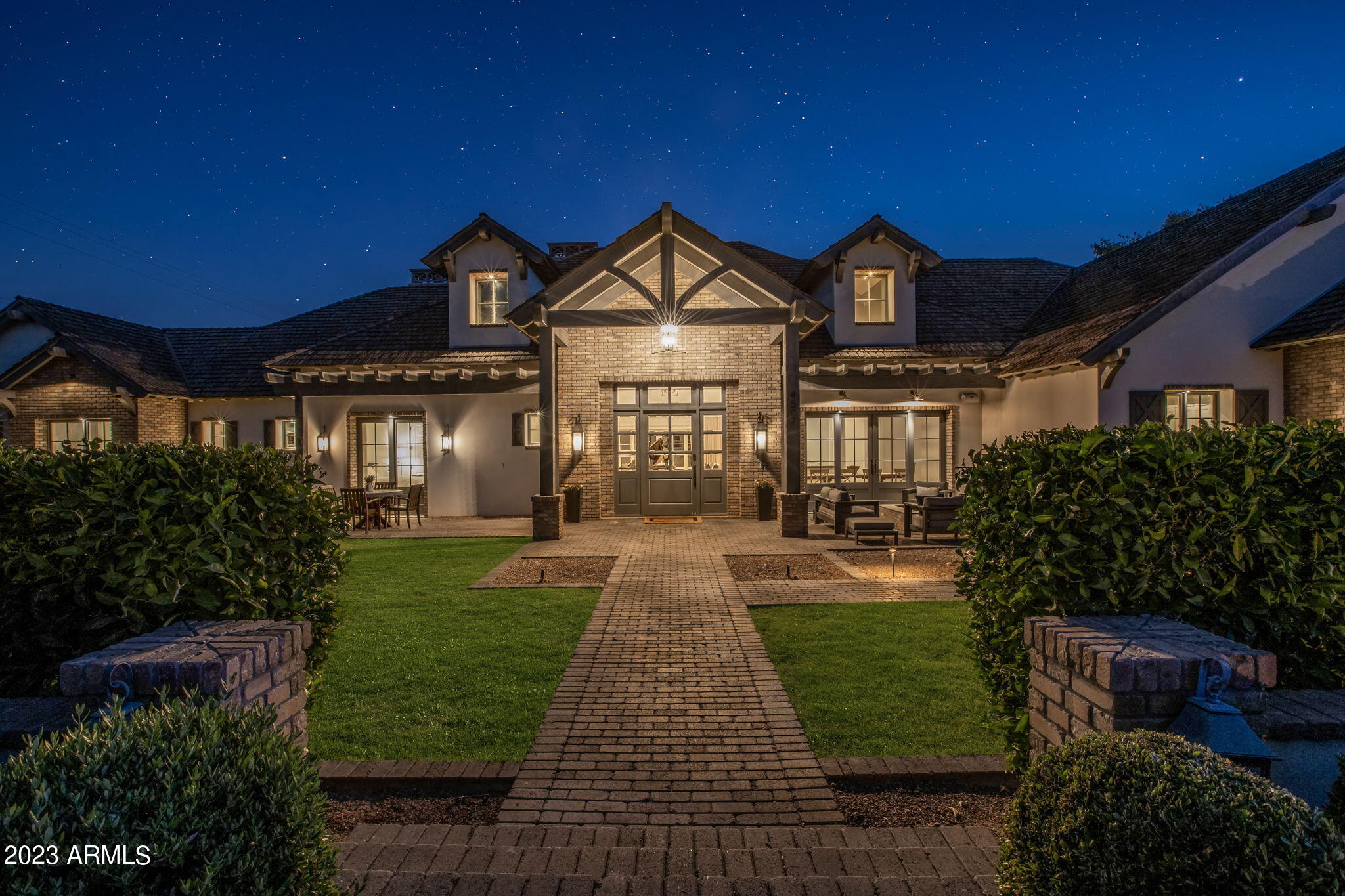 4507 E LAFAYETTE Boulevard