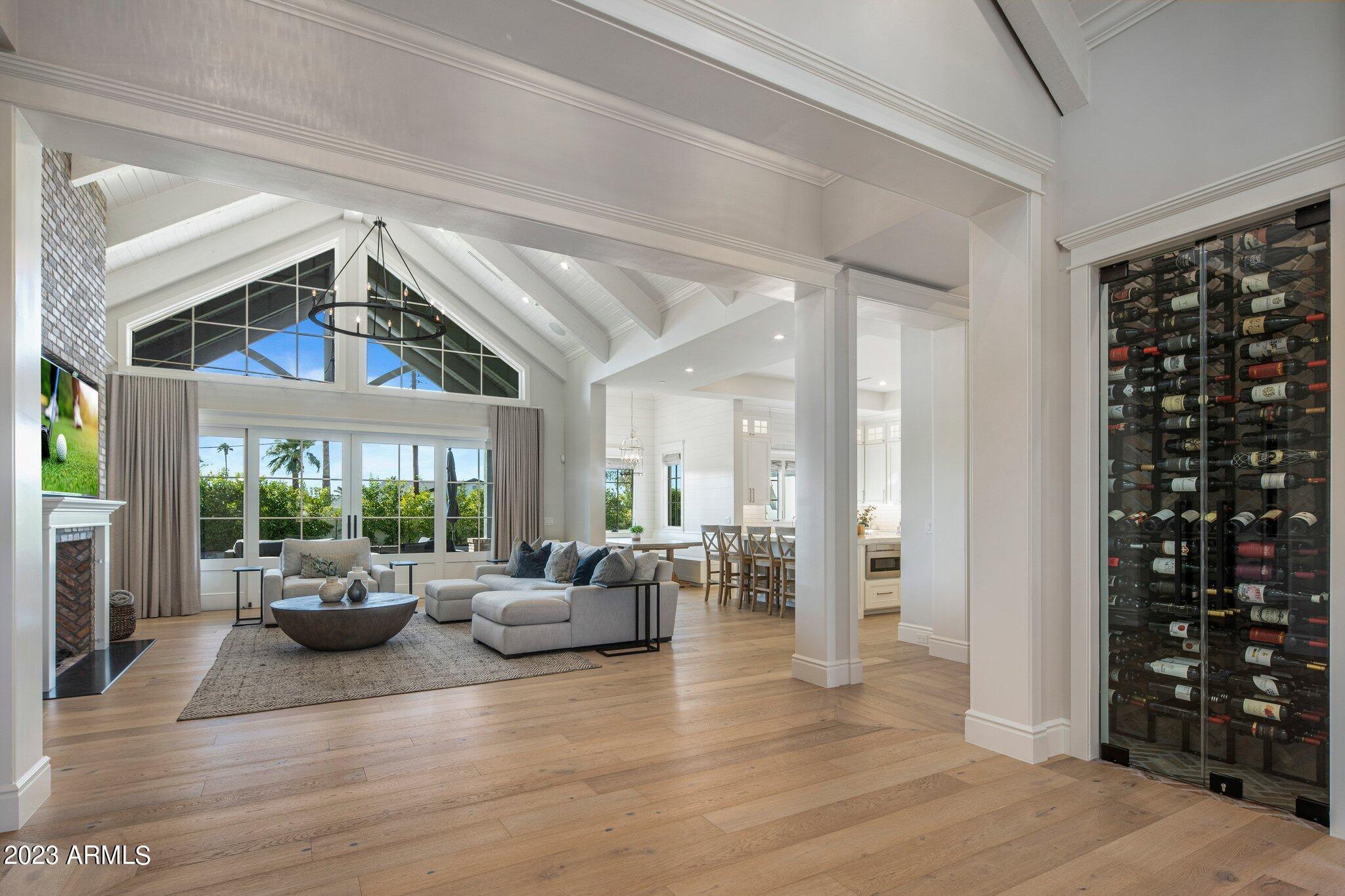 4507 E LAFAYETTE Boulevard