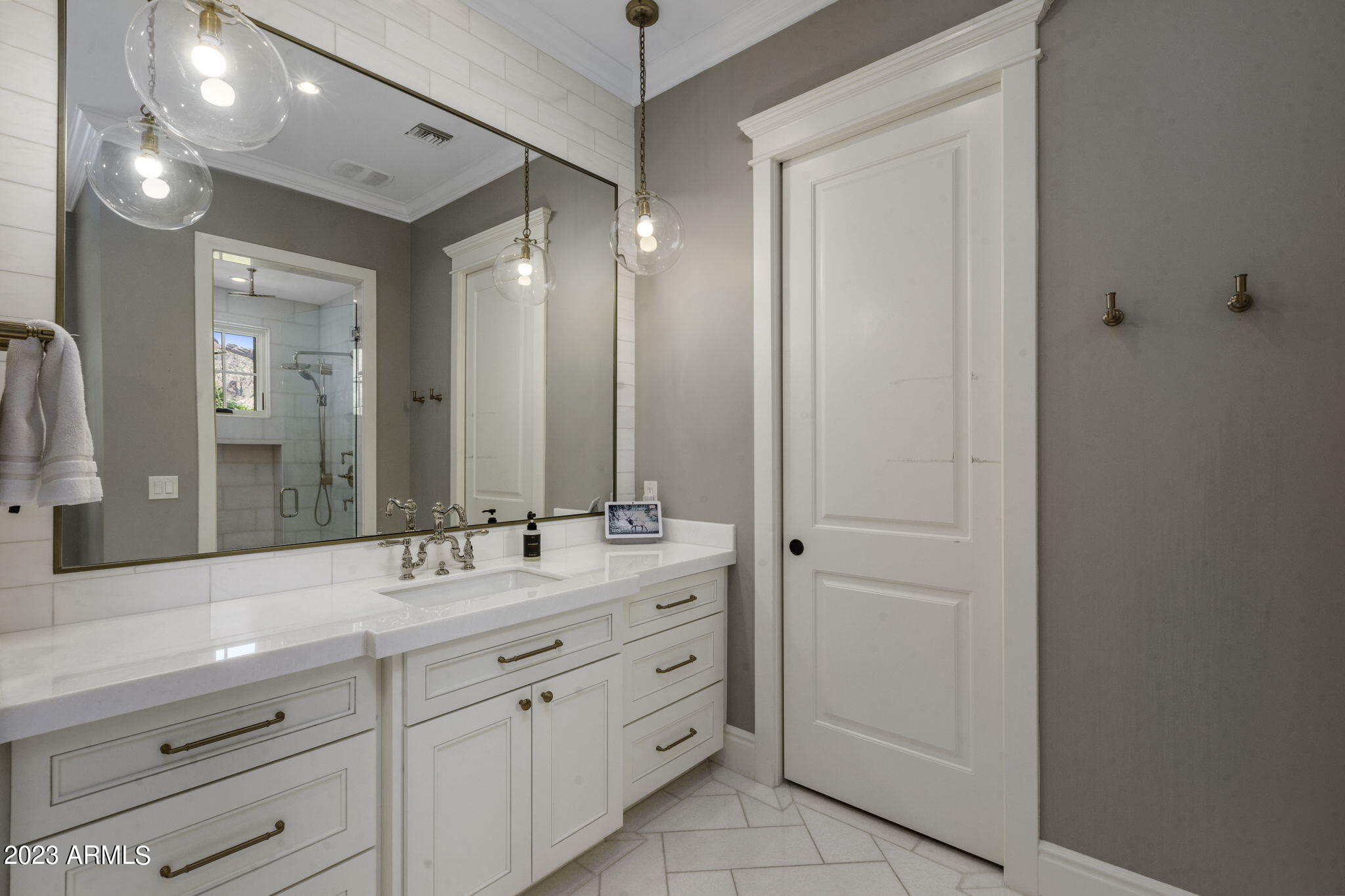 4507 E LAFAYETTE Boulevard