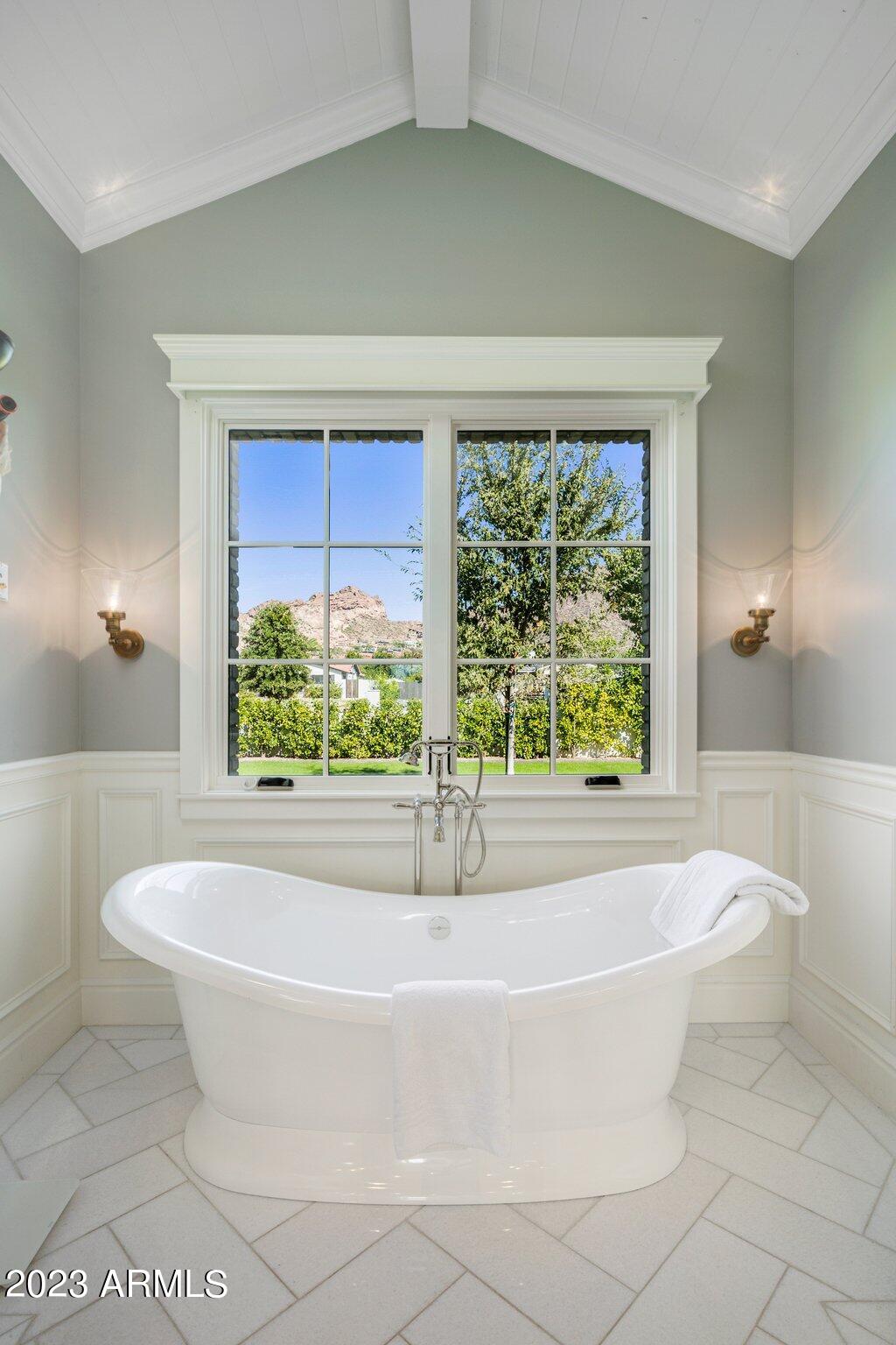 4507 E LAFAYETTE Boulevard