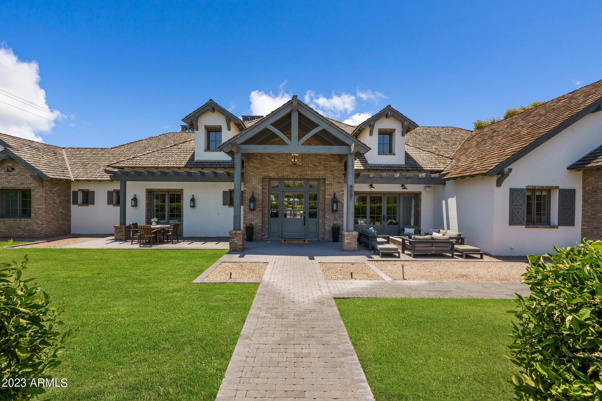 4507 E LAFAYETTE Boulevard