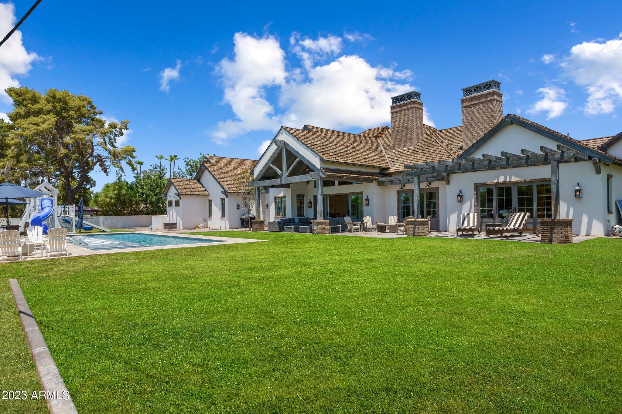 4507 E LAFAYETTE Boulevard