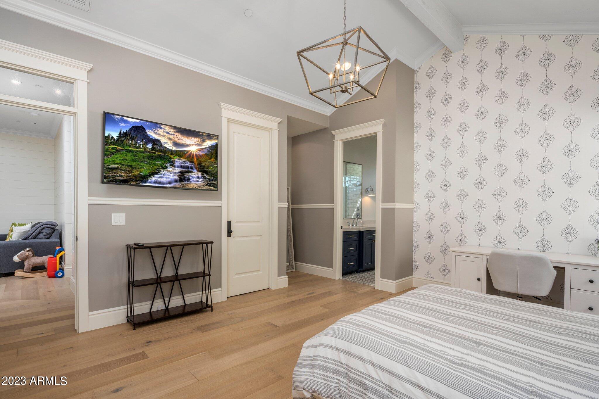 4507 E LAFAYETTE Boulevard