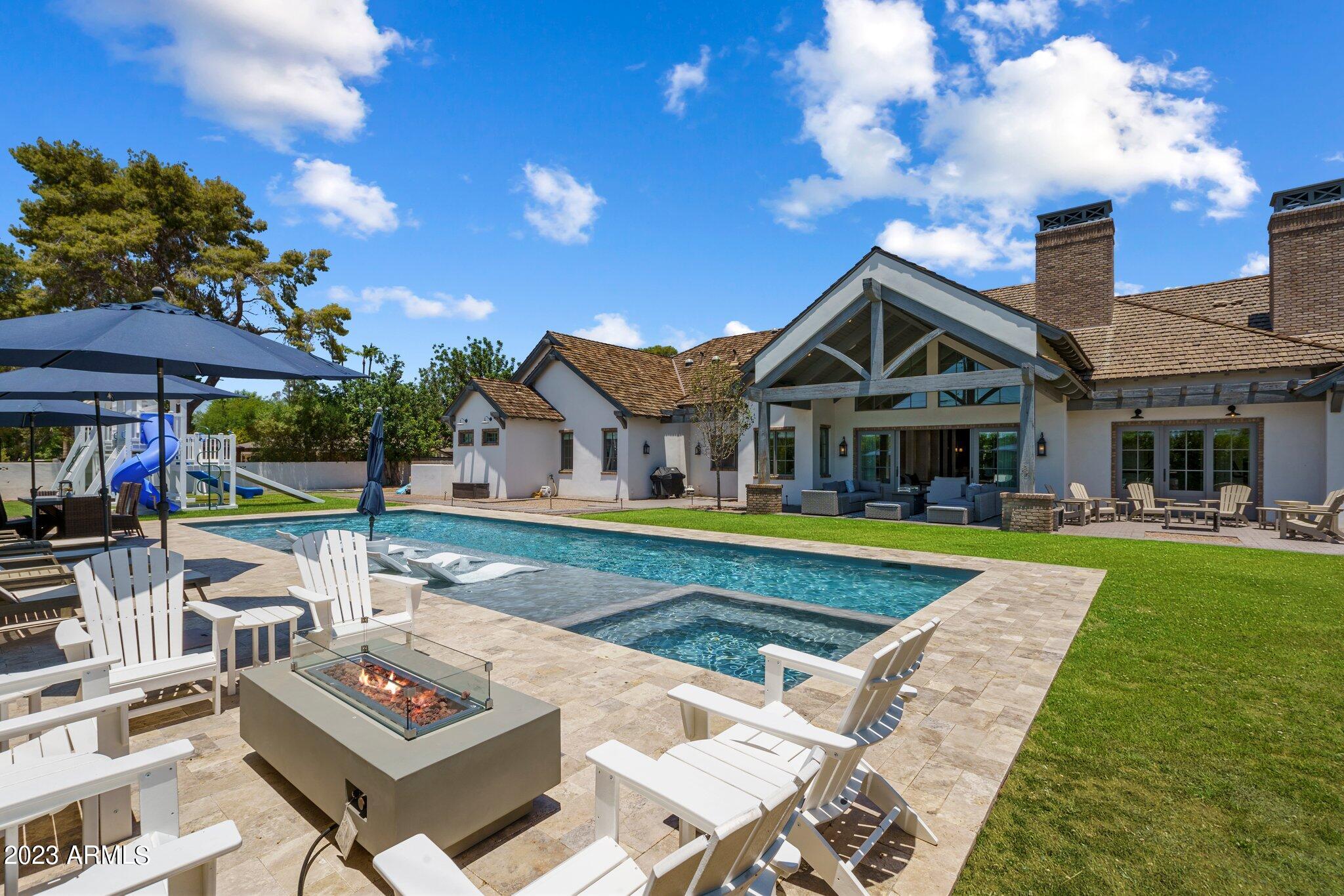 4507 E LAFAYETTE Boulevard