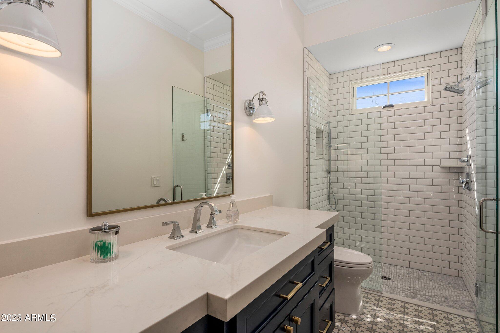 4507 E LAFAYETTE Boulevard