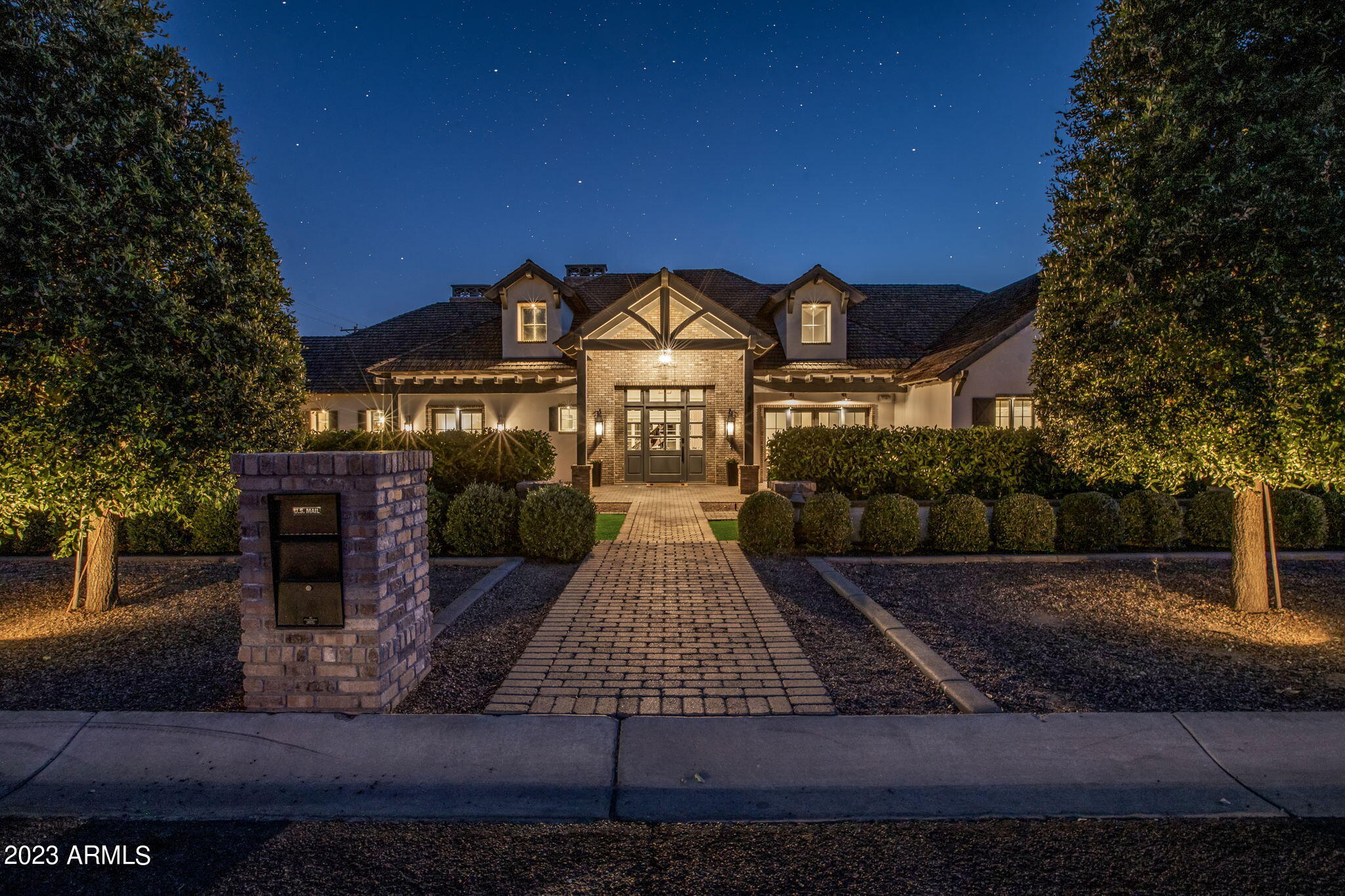 4507 E LAFAYETTE Boulevard