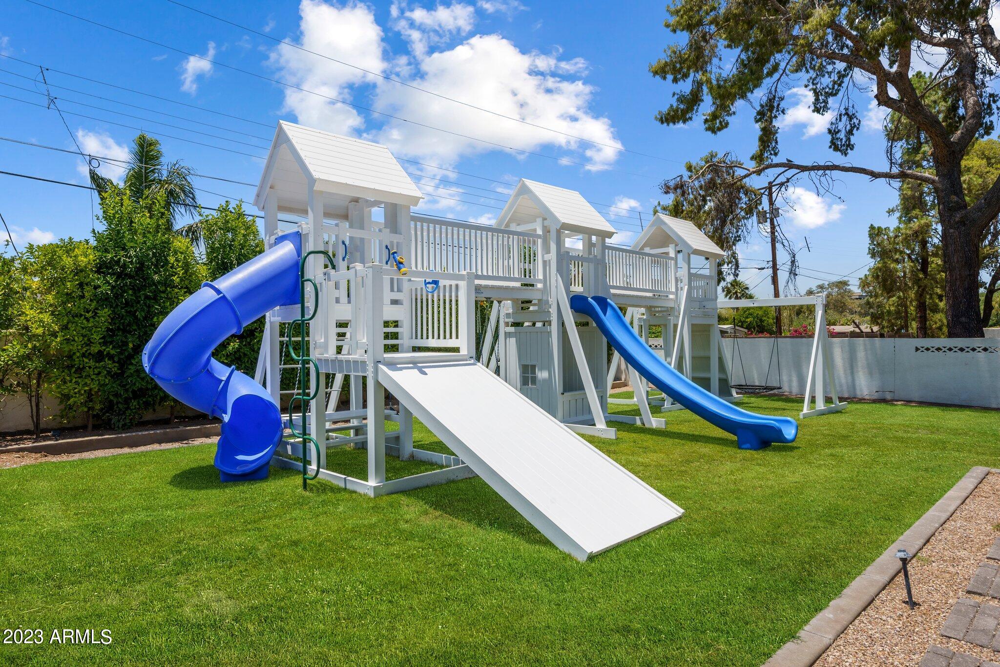 4507 E LAFAYETTE Boulevard