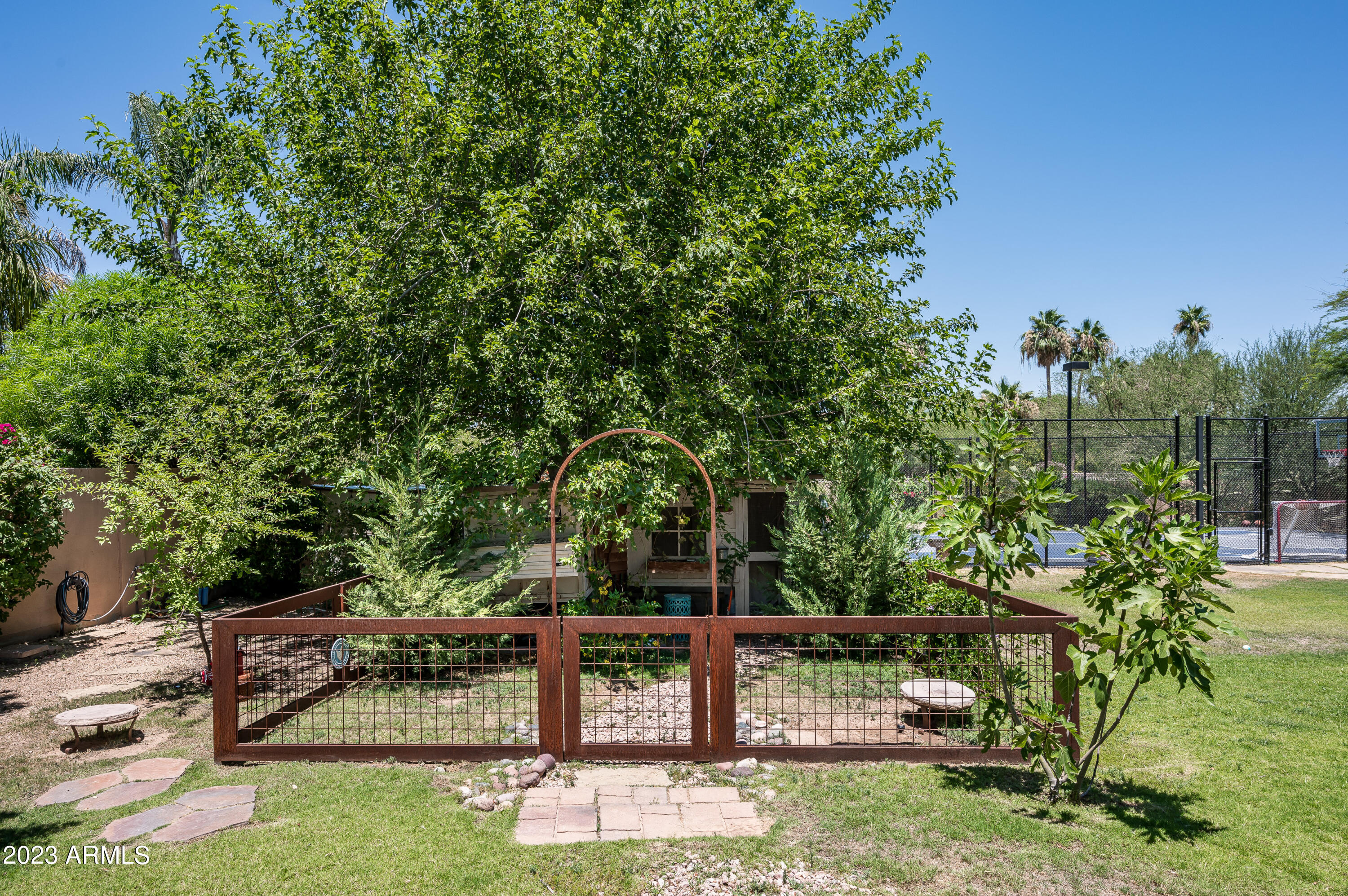6860 E CUARENTA Court