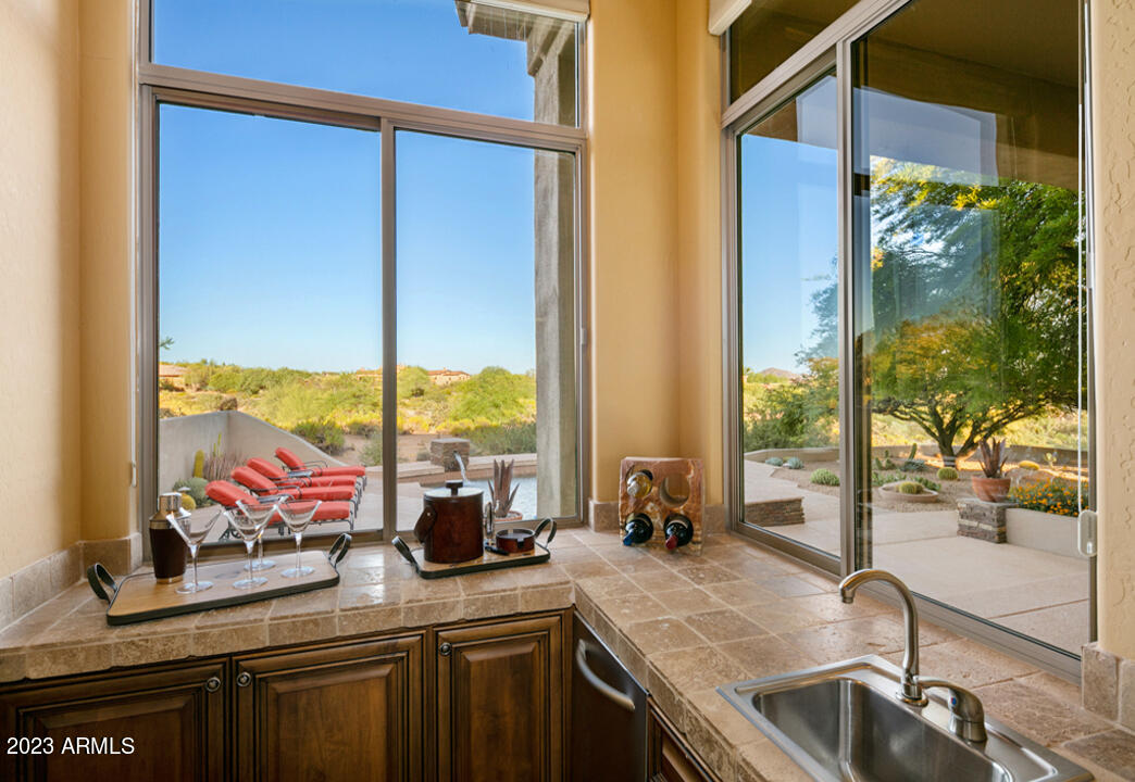 10351 E WINTER SUN Drive