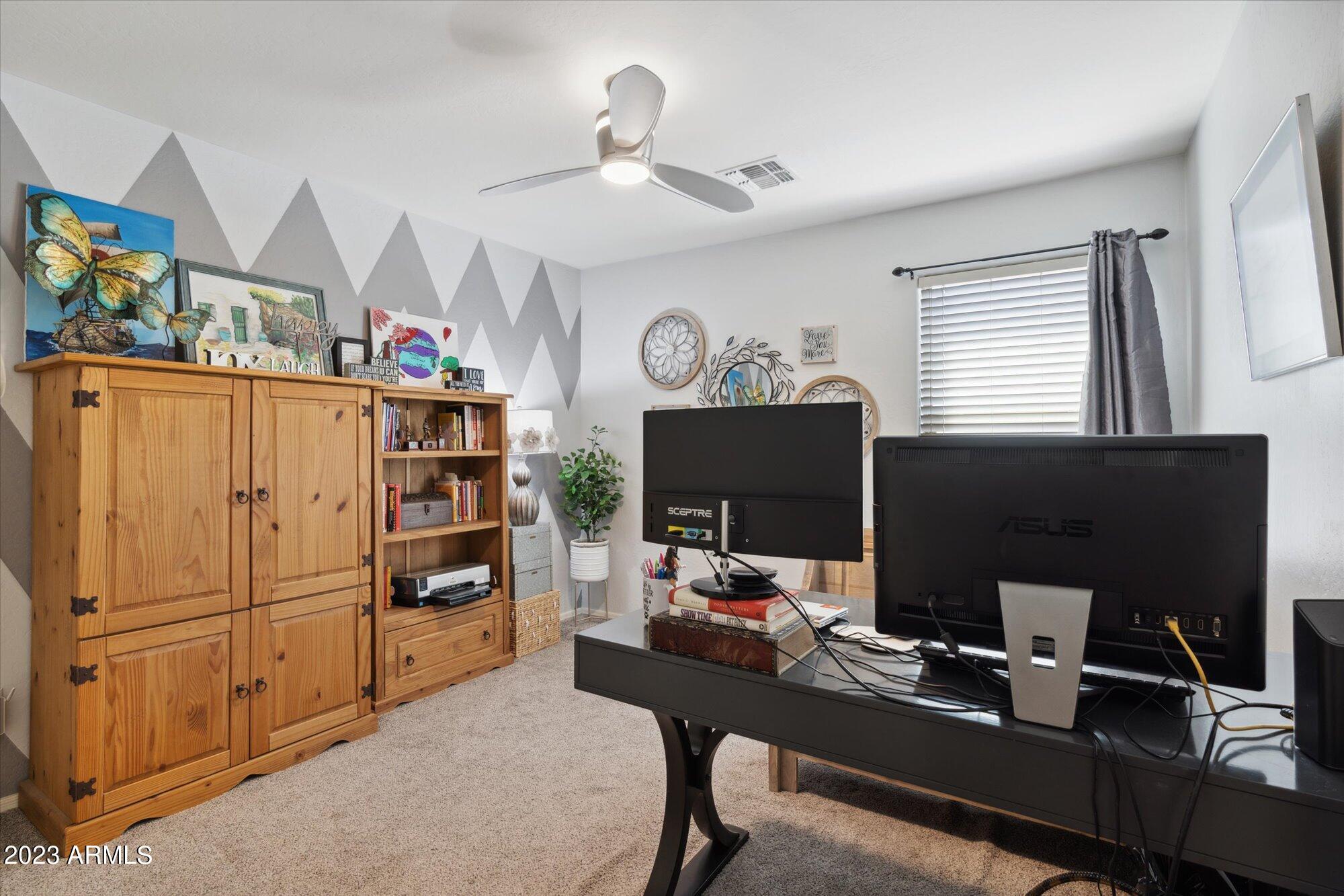 2763 S PENROSE Drive