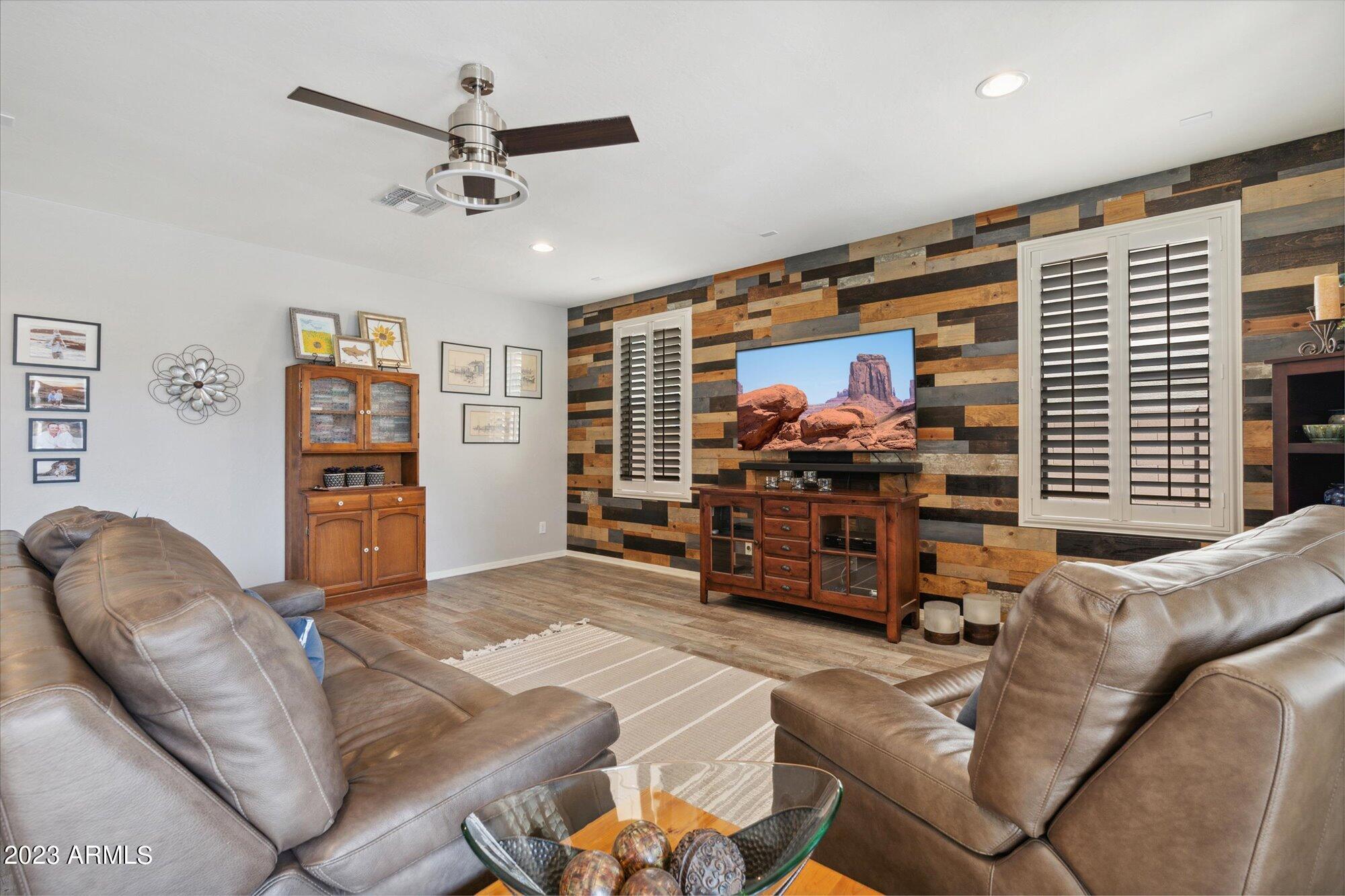 2763 S PENROSE Drive