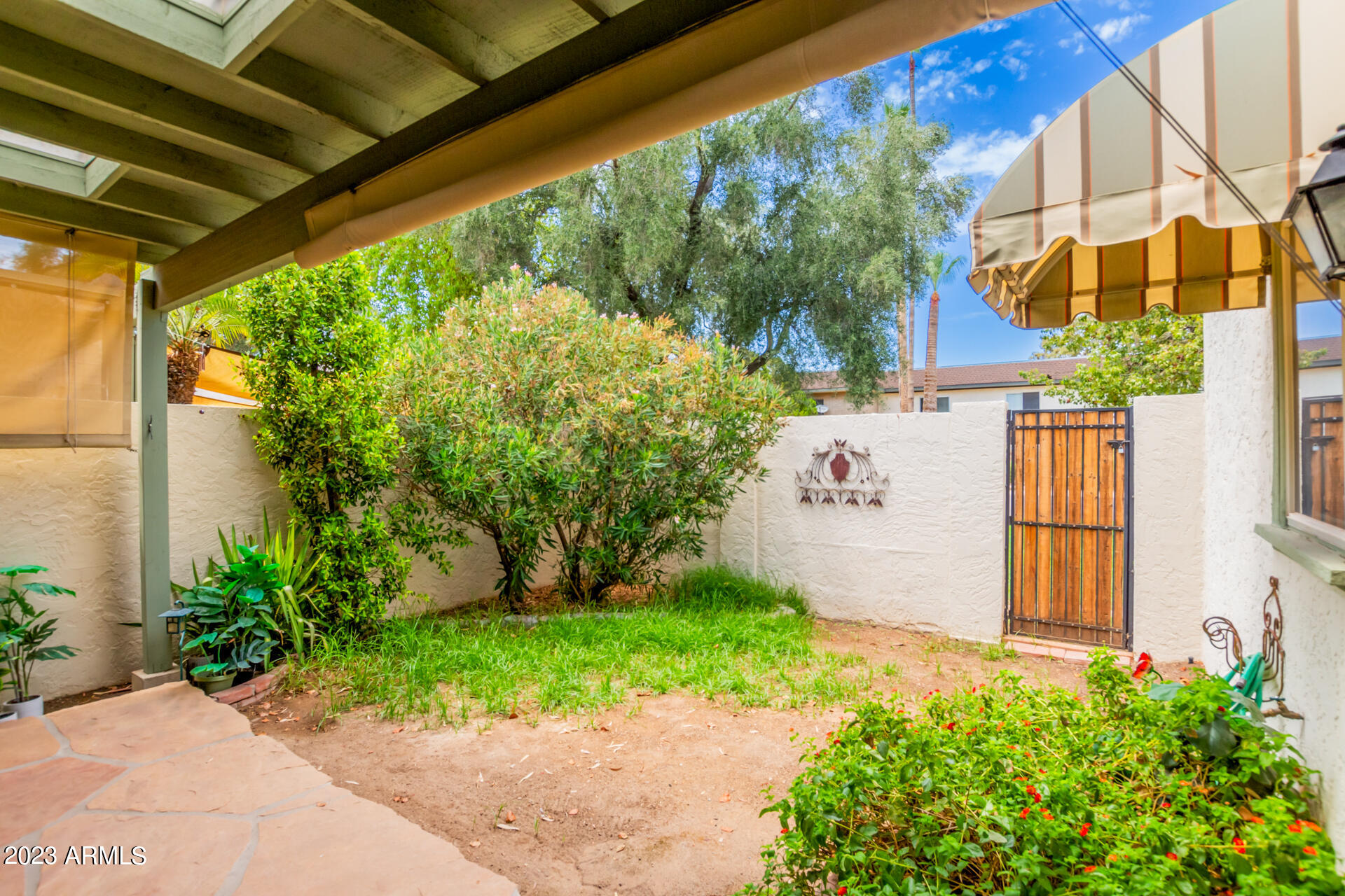 8101 N CENTRAL Avenue Unit: 3