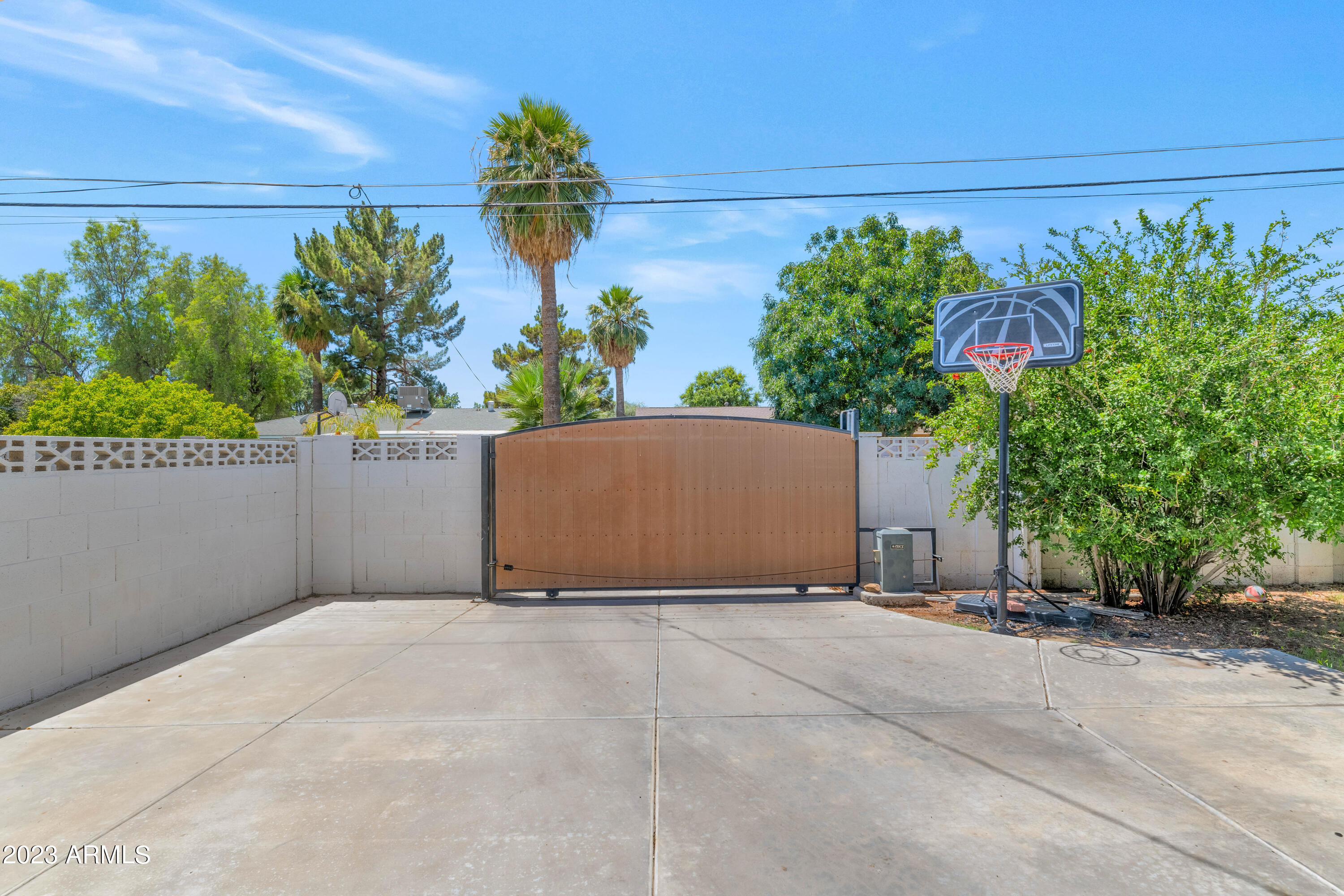 3122 N 42ND Street