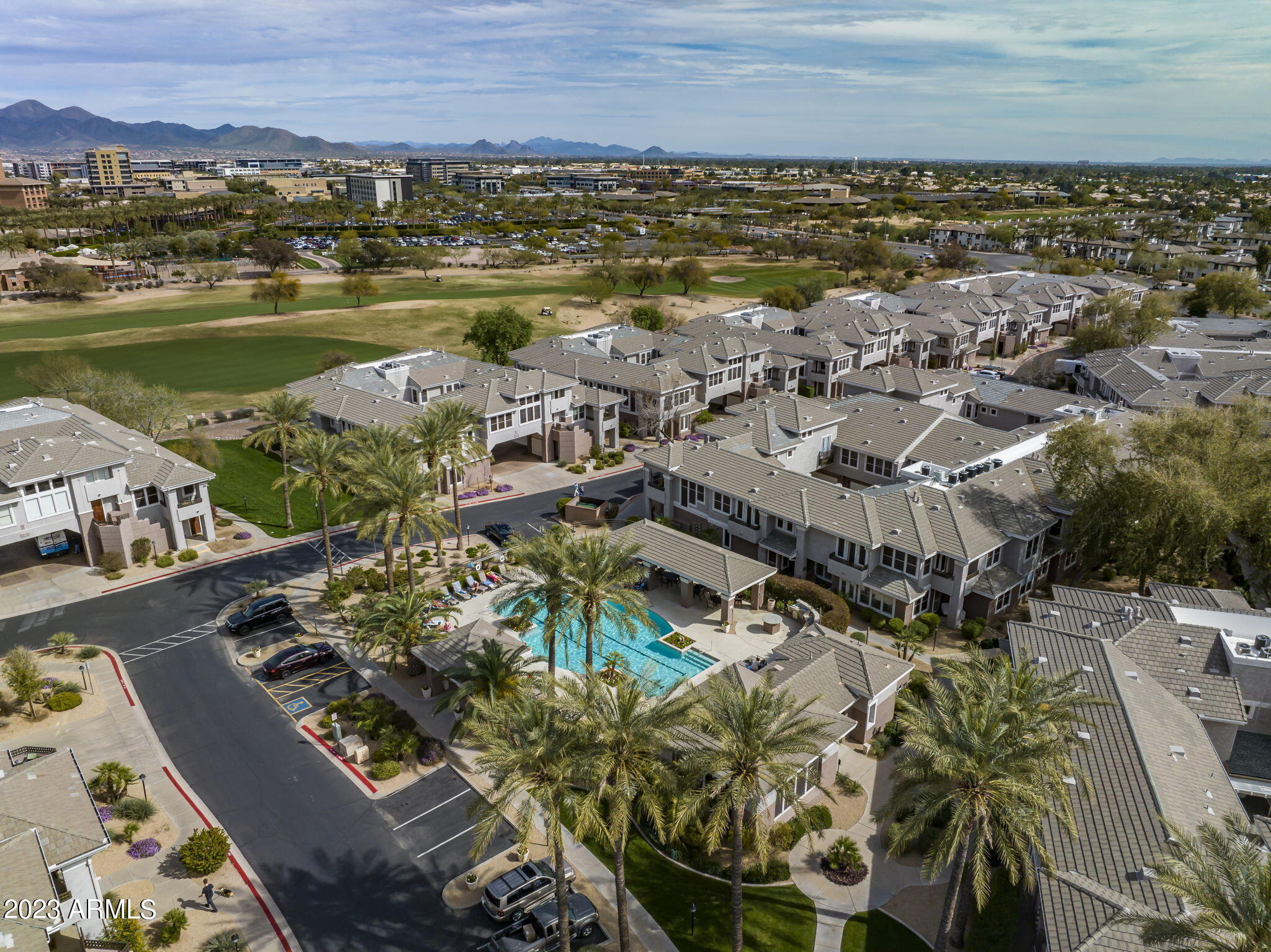15221 N CLUBGATE Drive Unit: 1013